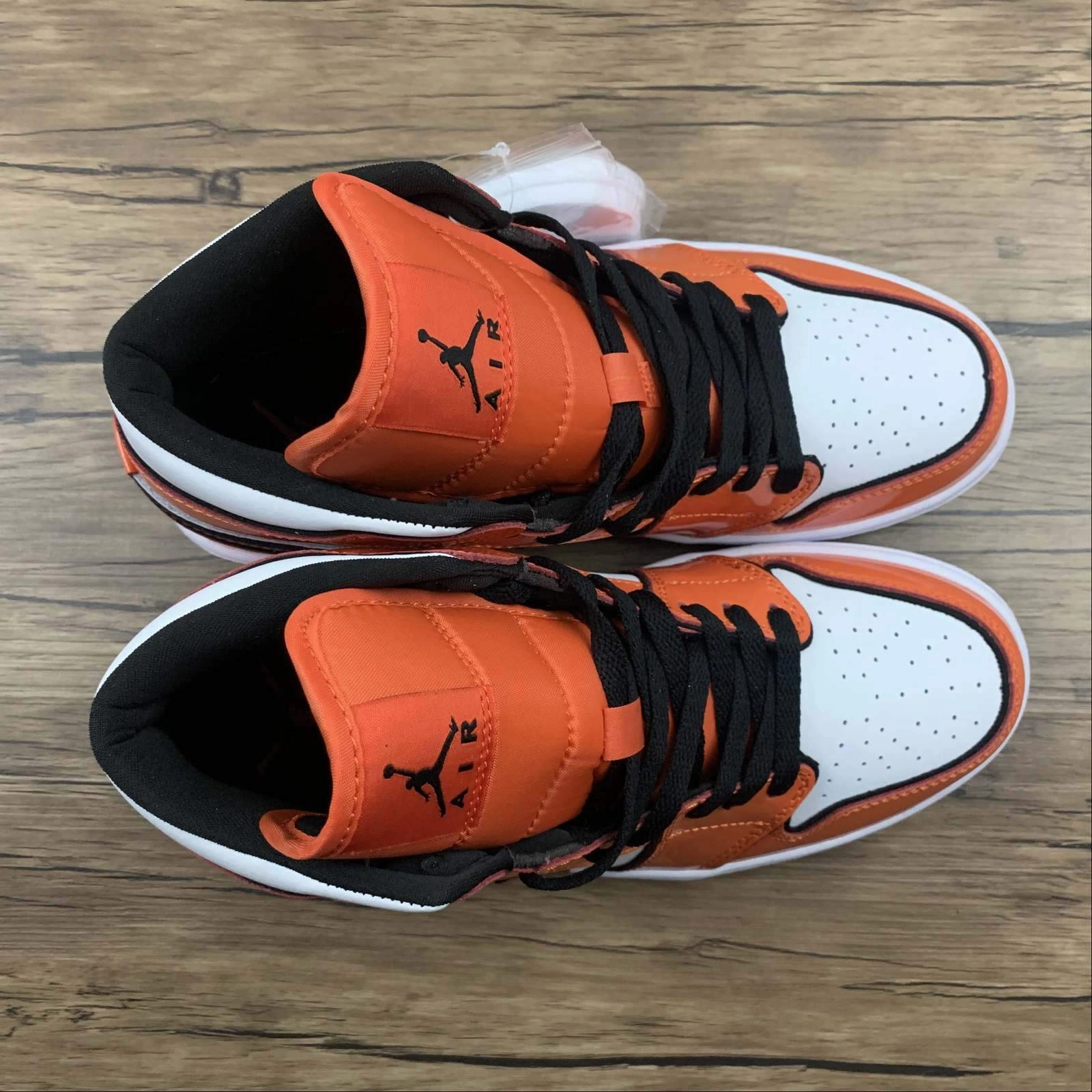 Wide Support ModernDesign Air Jordan 1 Mid SE White Orange Black (2021) DD6834-802