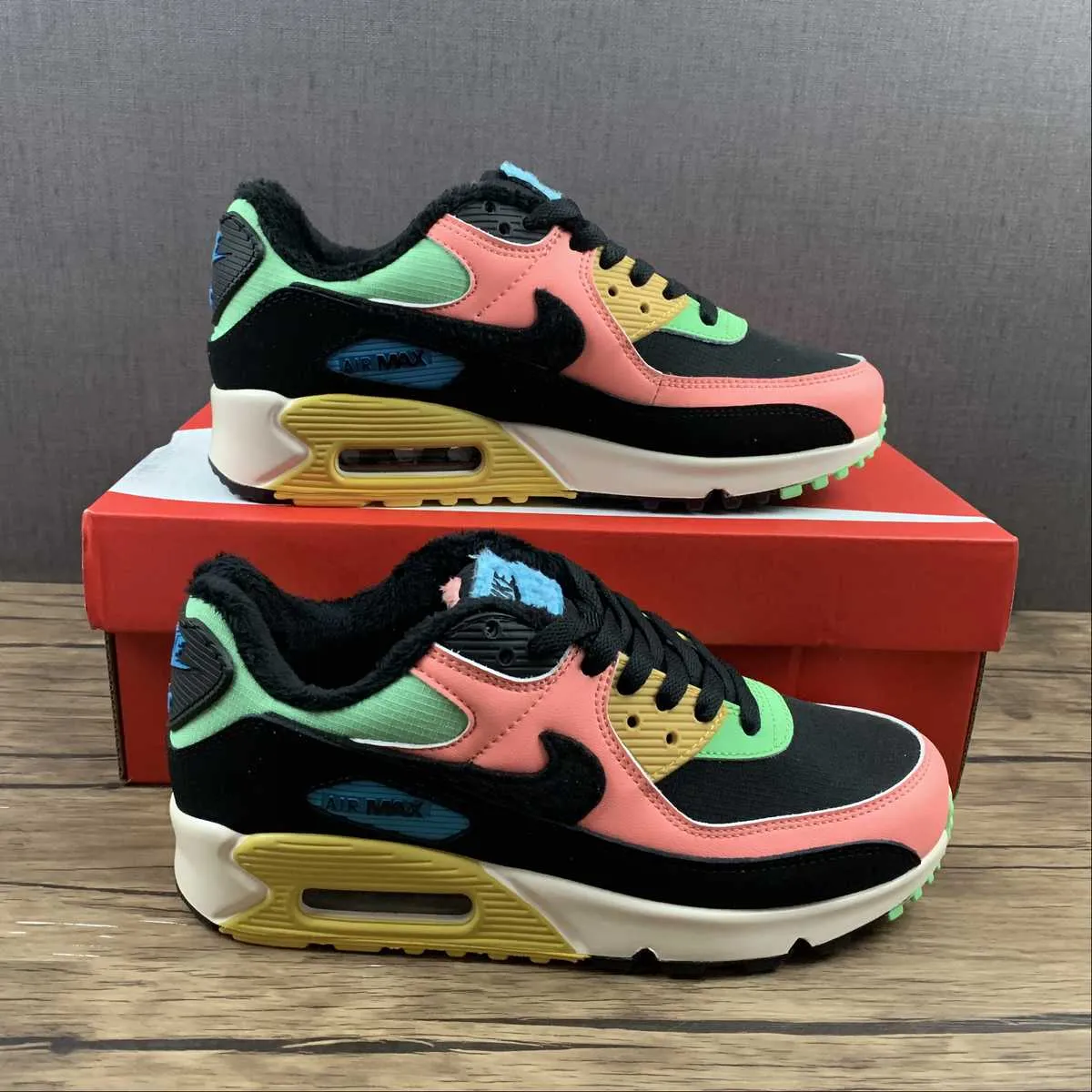 gym goer shoes Shock Damping Air Max 90 Fur multicolor CT1891-600
