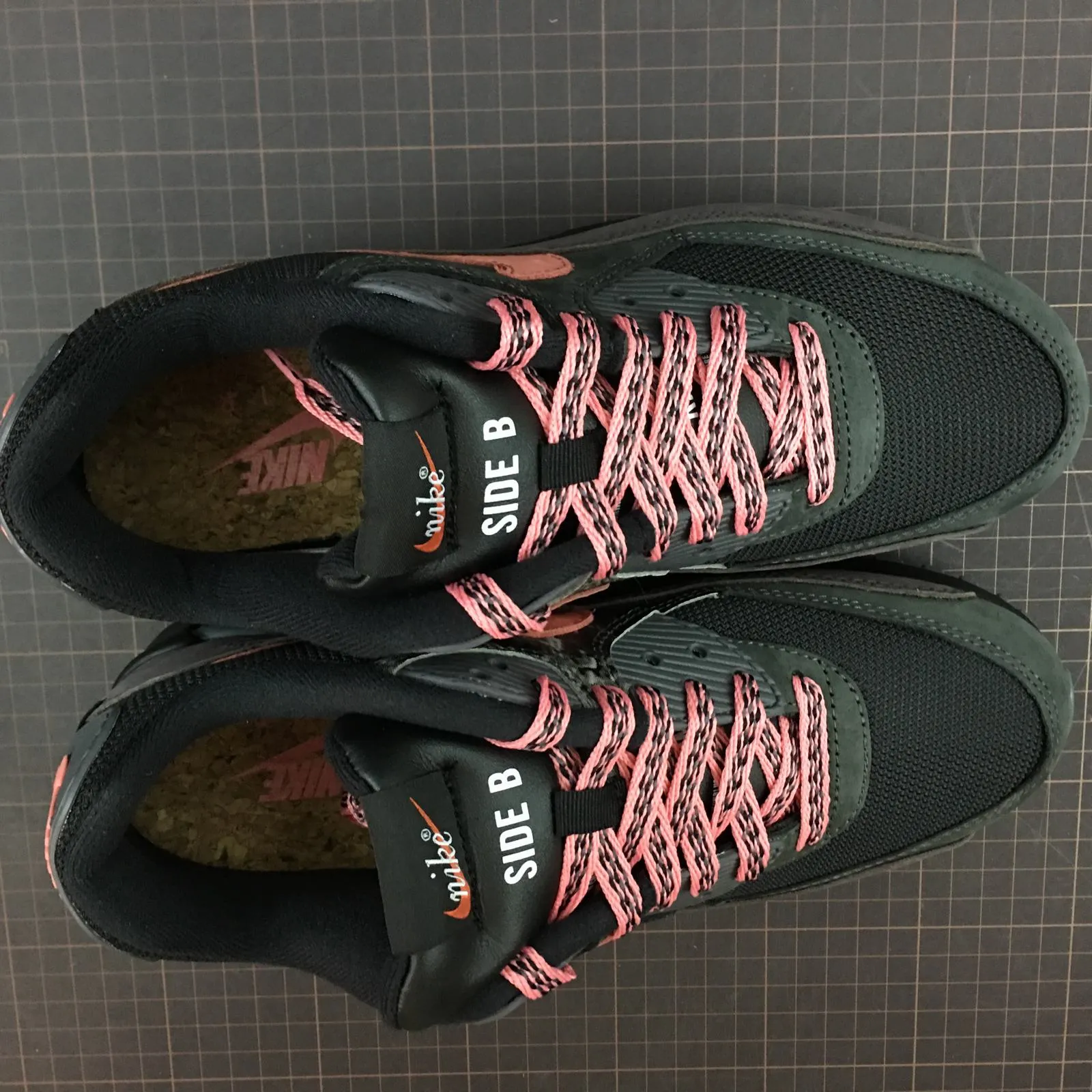 rocky terrain Air Max 90 PRM Side B Sunblush Black Gray Thunder CI6394-001