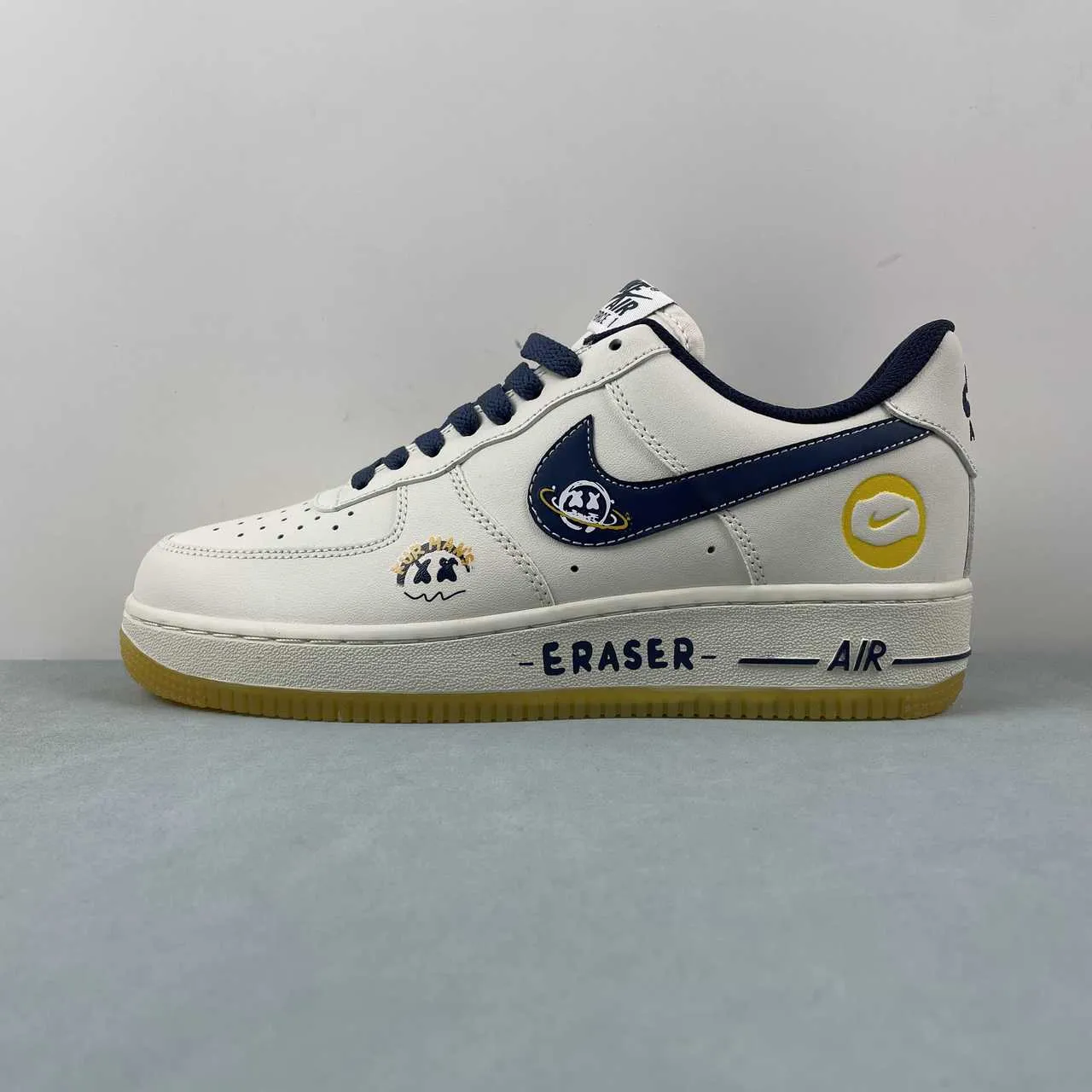 Air Force 1 07 Low Beige Dark Blue Yellow XC2351-033 Sleek Detail