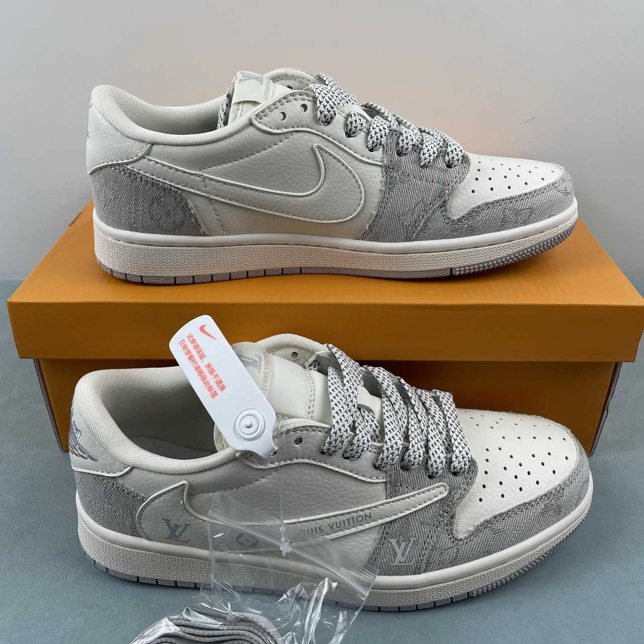 Quick Lace System Padded Arch Fragment Design xTravis Scott x Air Jordan 1 Low OG SP LV Beige Light Gray LJ5188-004