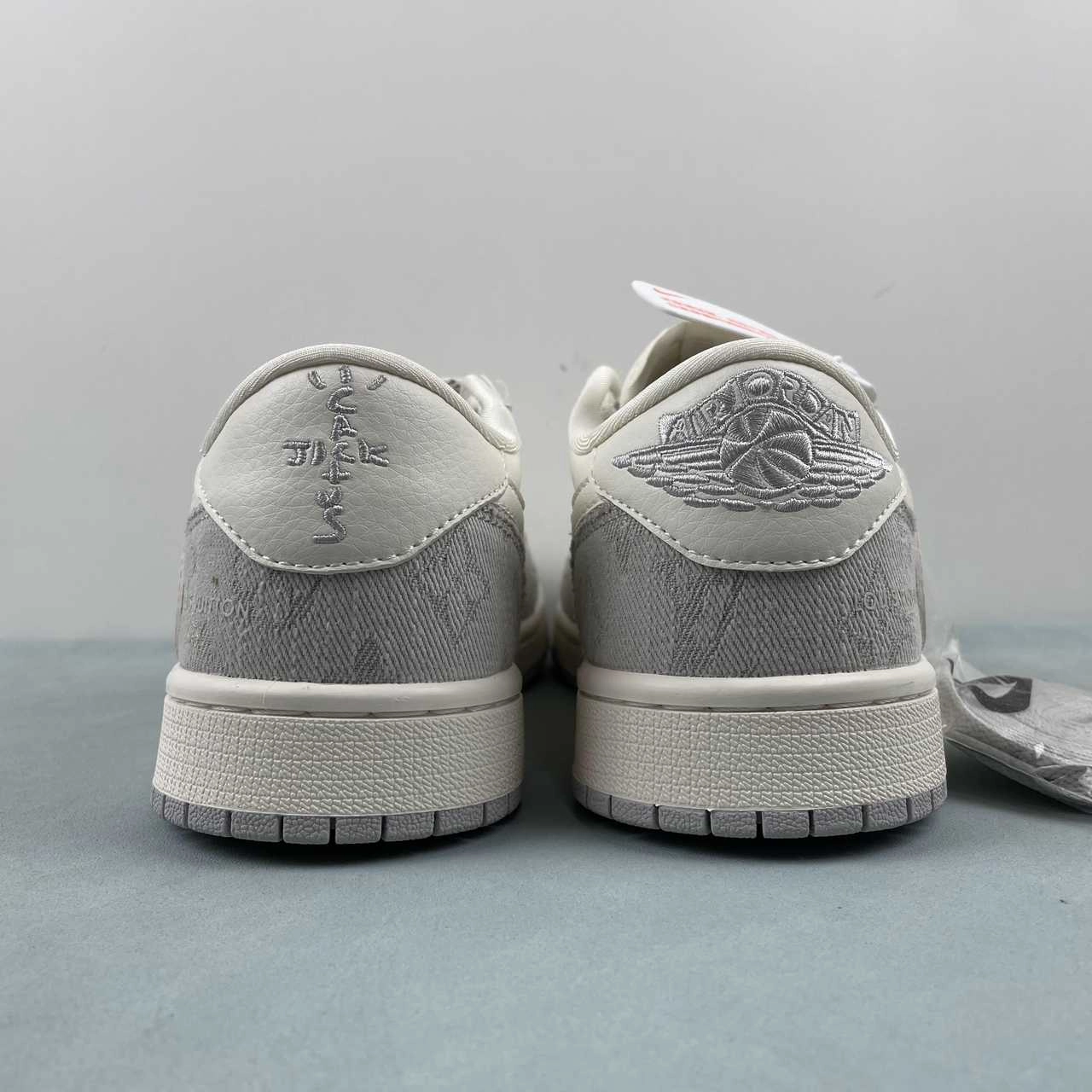 Fitted touch Fragment Design xTravis Scott x Air Jordan 1 Low OG SP LV Beige Light Gray LJ5188-004