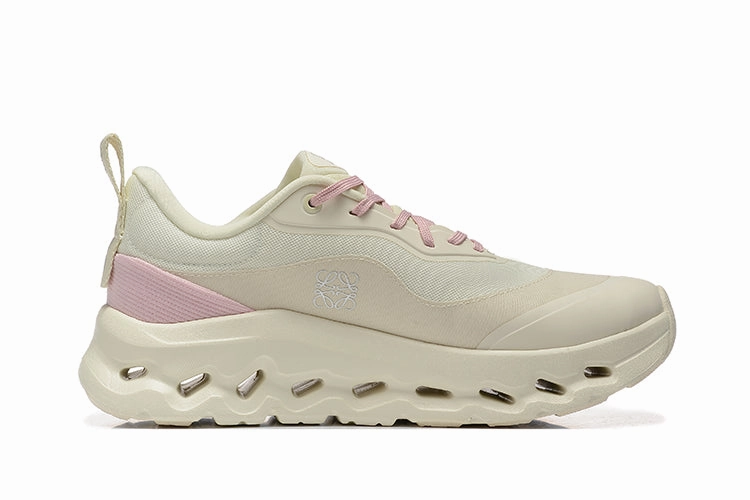 ON CLOUD x LOEWE Cushioned Frame Power Grip