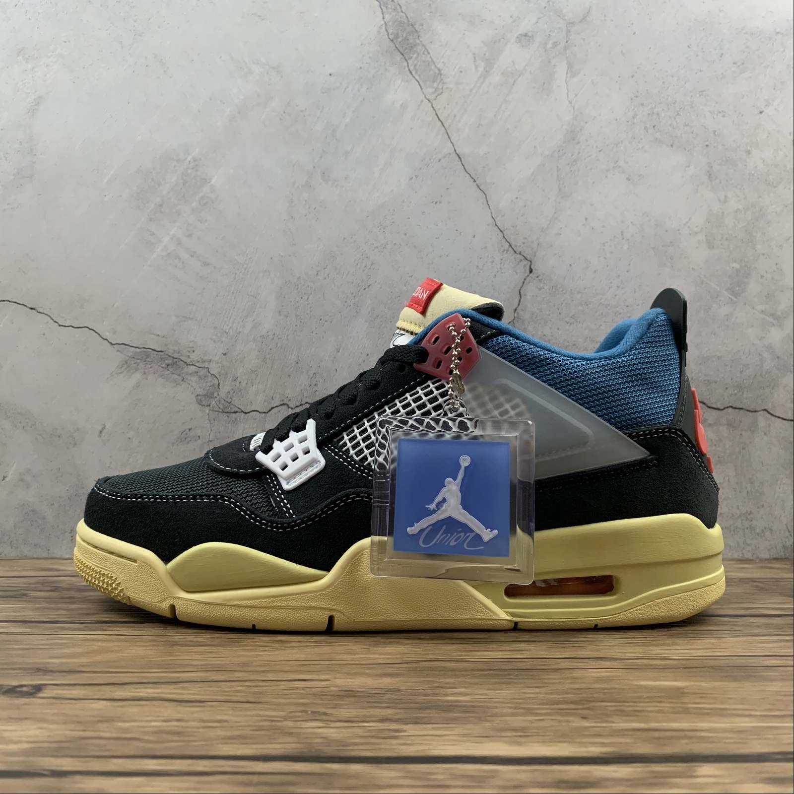 Union LA x Air Jordan 4 Retro Off Noir Brigade Dark Blue Smoke Grey DC9533-001 Ergonomic Footbed Design All-day Grip