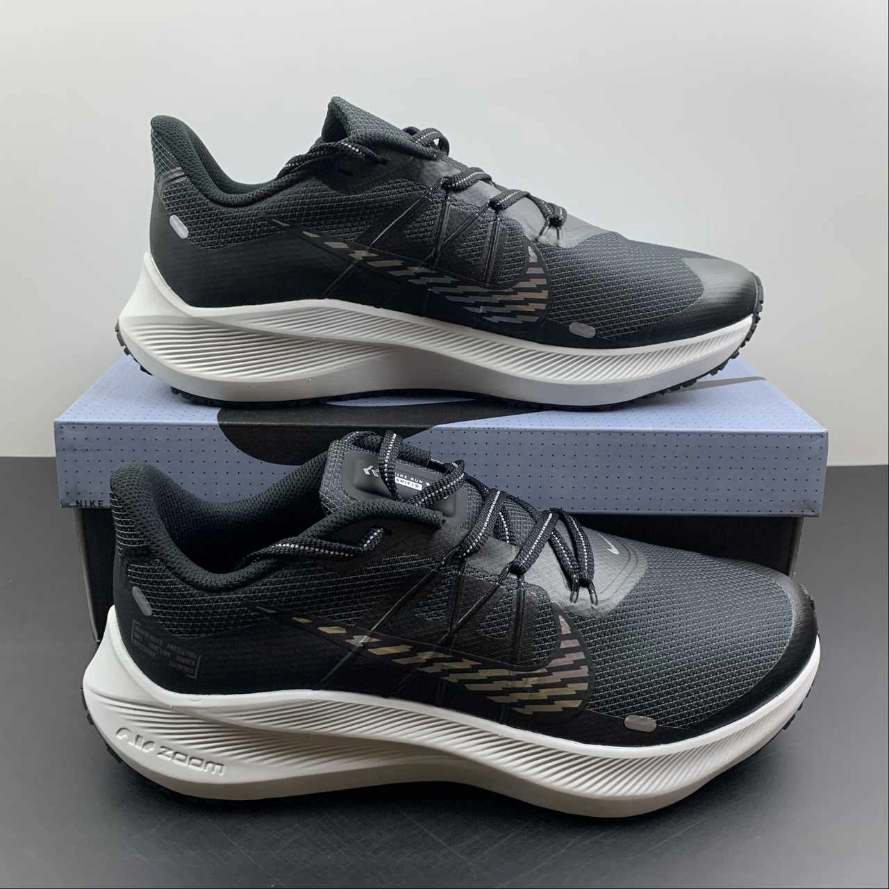 Outsole grooves promote better grip and motion control Smooth Insole Zoom Winflo 7 Black Metallic Cool Grey CU3870-001