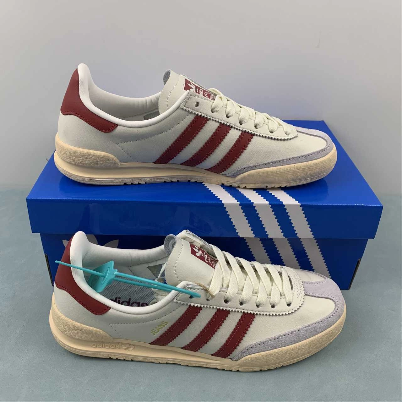 Adidas Jeans Chalk White Sand Strata Collegiate Burgundy GY7437 Shock-absorbing