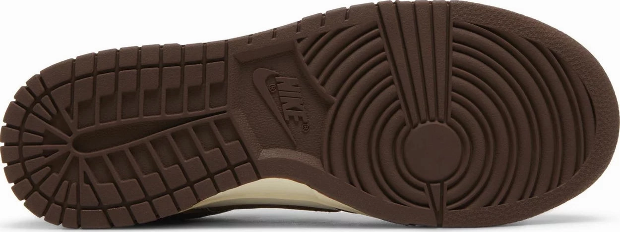 Nike Dunk Low Cacao Wow W Rubberized Heel
