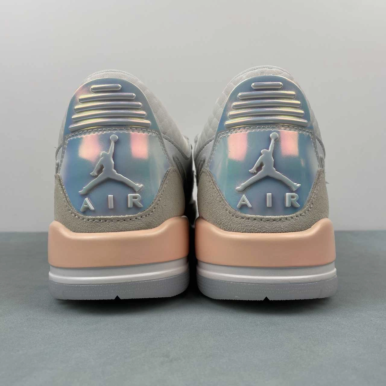 Air Jordan Legacy 312 Low Year of the Snake Crimson Tint (2025) HF3182-100 Youth Game Ready