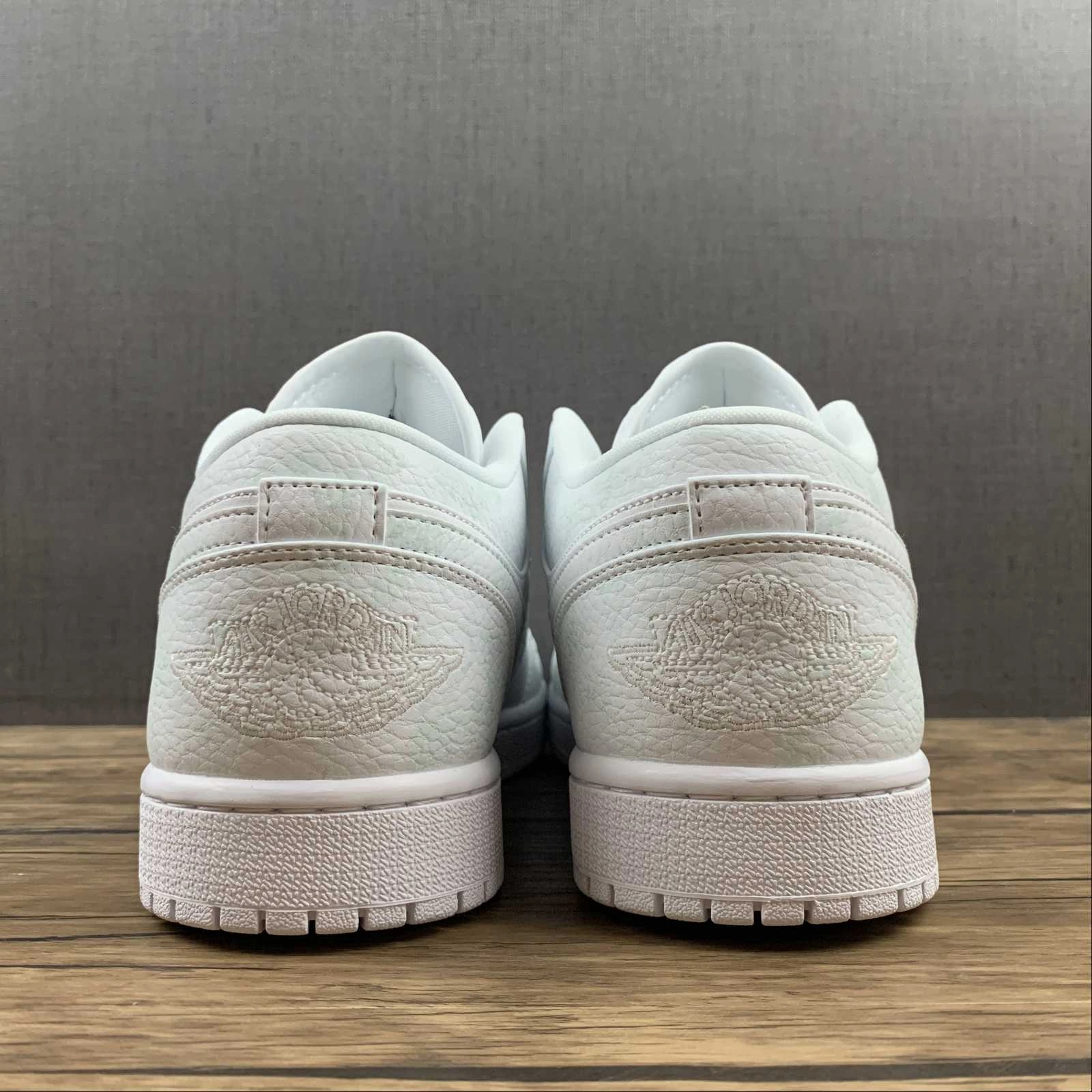Air Jordan 1 Low Light Turns Purple White 553558-130 Fitness Friendly High Rebound Insoles