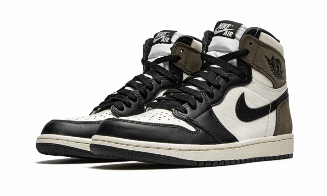 Air Jordan 1 Retro High Dark Mocha Smooth Outsole