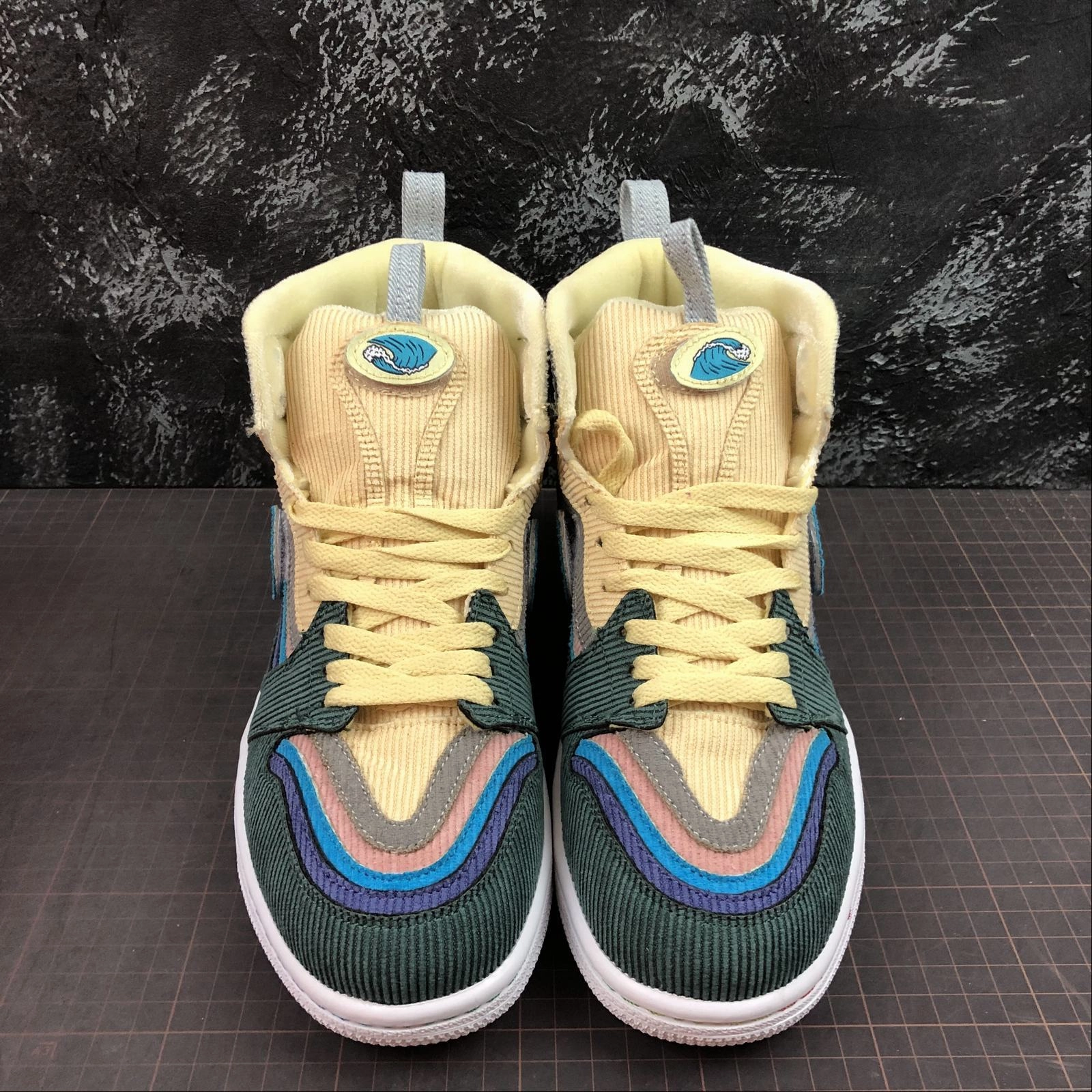 Air Jordan 1 Retro High OG x Sean Wotherspoon 555088-400 Ultra Lightweight Design