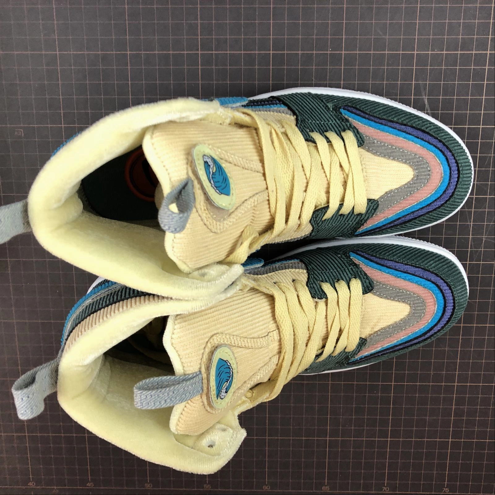 Responsive Gear Quick Dry Materials Air Jordan 1 Retro High OG x Sean Wotherspoon 555088-400