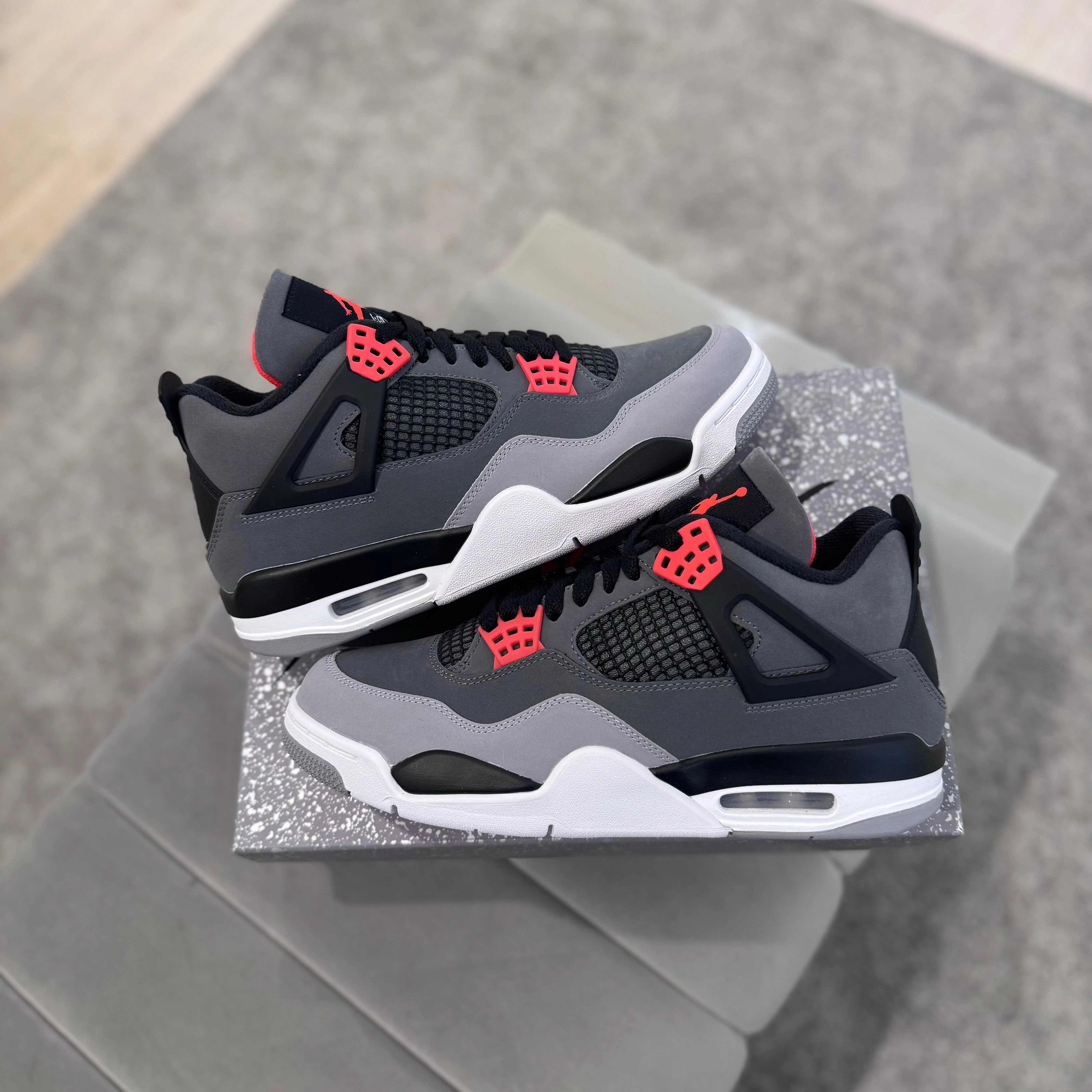 Heel Comfort Water resistant coating JORDAN 4 'INFRARED'