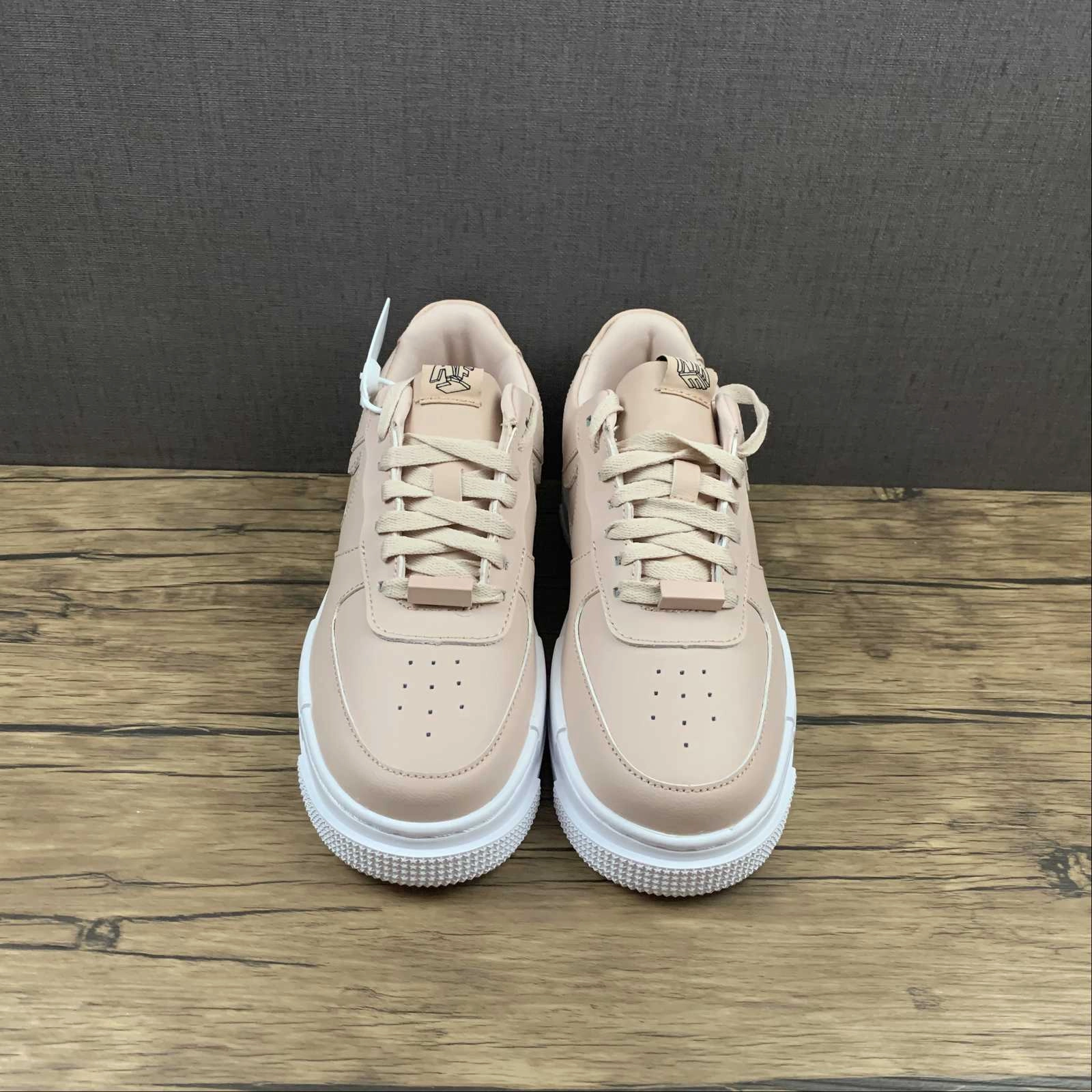 Relaxed Look Air Force 1 PIXEL Particle Beige Black White CK6649-200