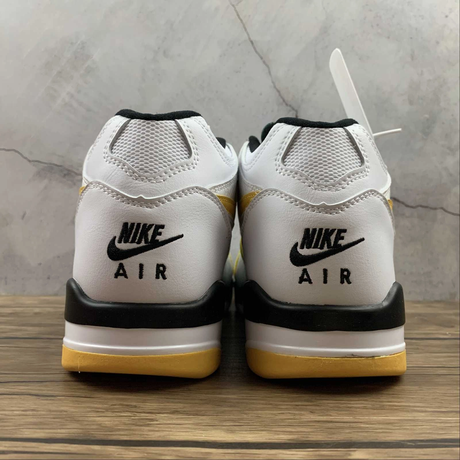 Air Flight 89 Seattle Supersonics CN0050-100 Fashion Accent Stride Style