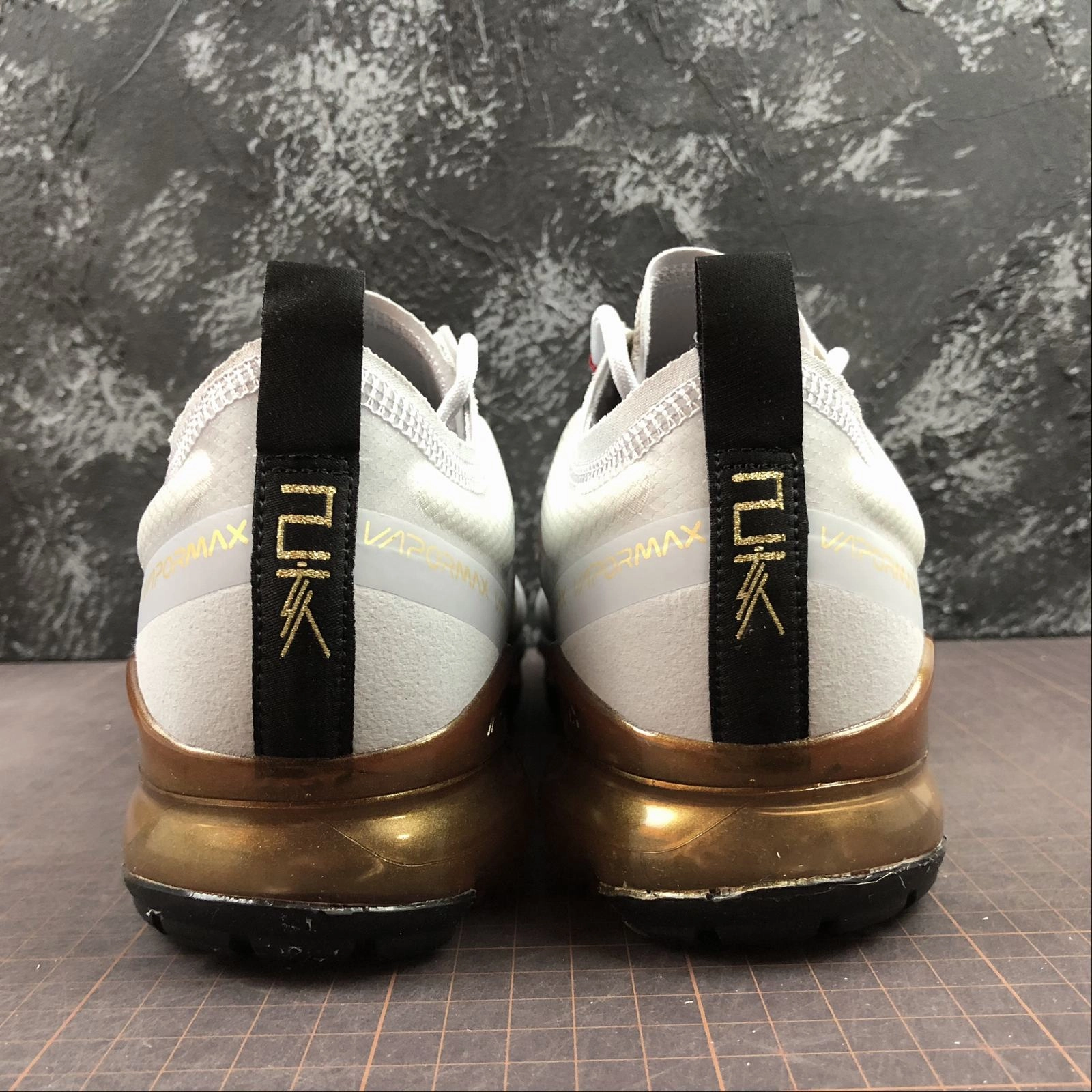 Hygroscopic Insole Layer Soft Collar Air VaporMax 2019 Chinese New Year 2019 Pure Platinum BQ7038-001