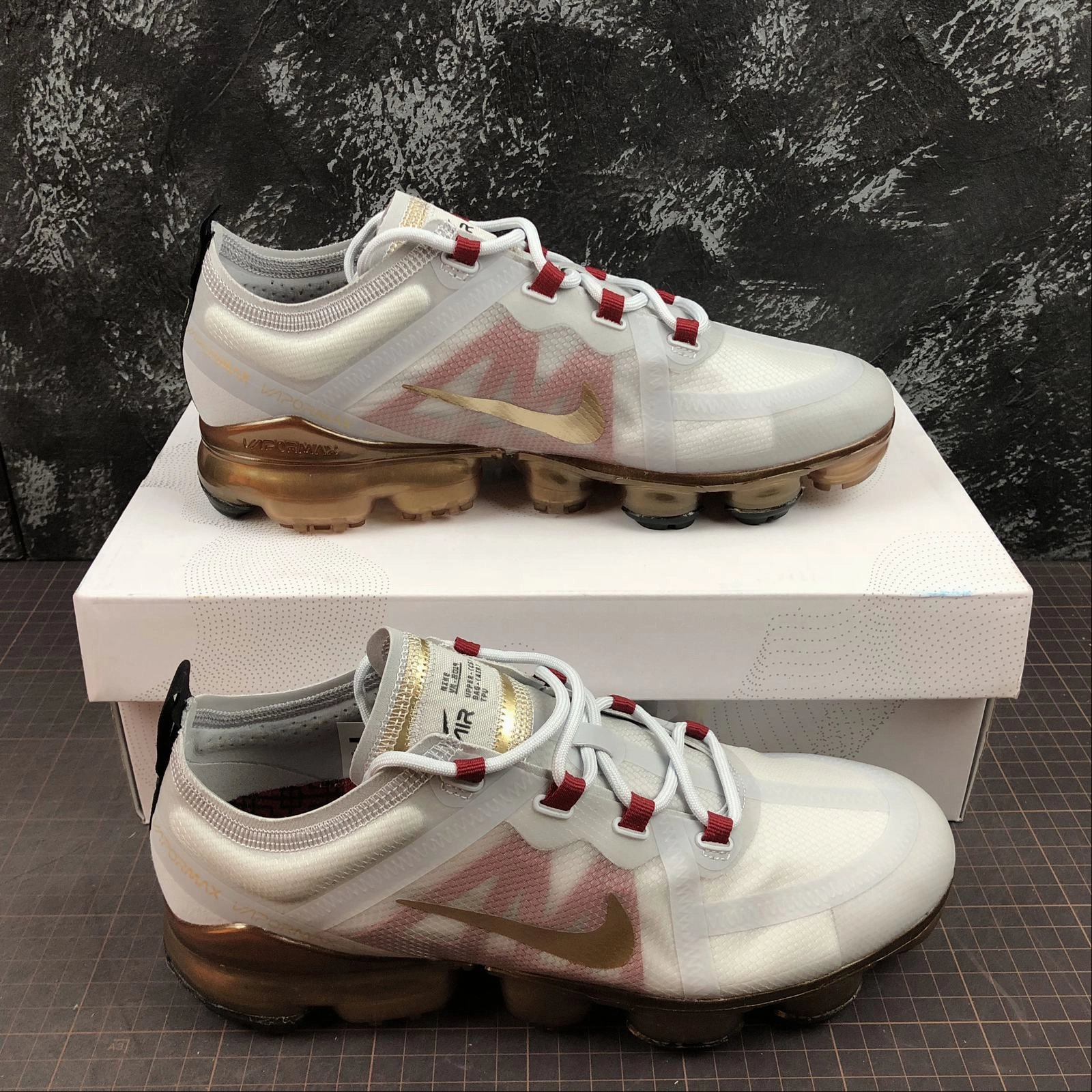 Air VaporMax 2019 Chinese New Year 2019 Pure Platinum BQ7038-001 Textured Grip Pattern Quick   Dry
