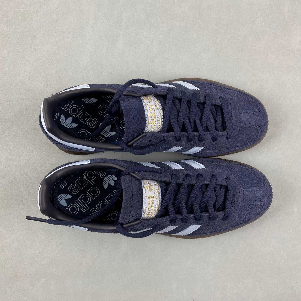 Road Running foot - health Adidas Handball Spezial Navy Gum Clear Sky Blue BD7633