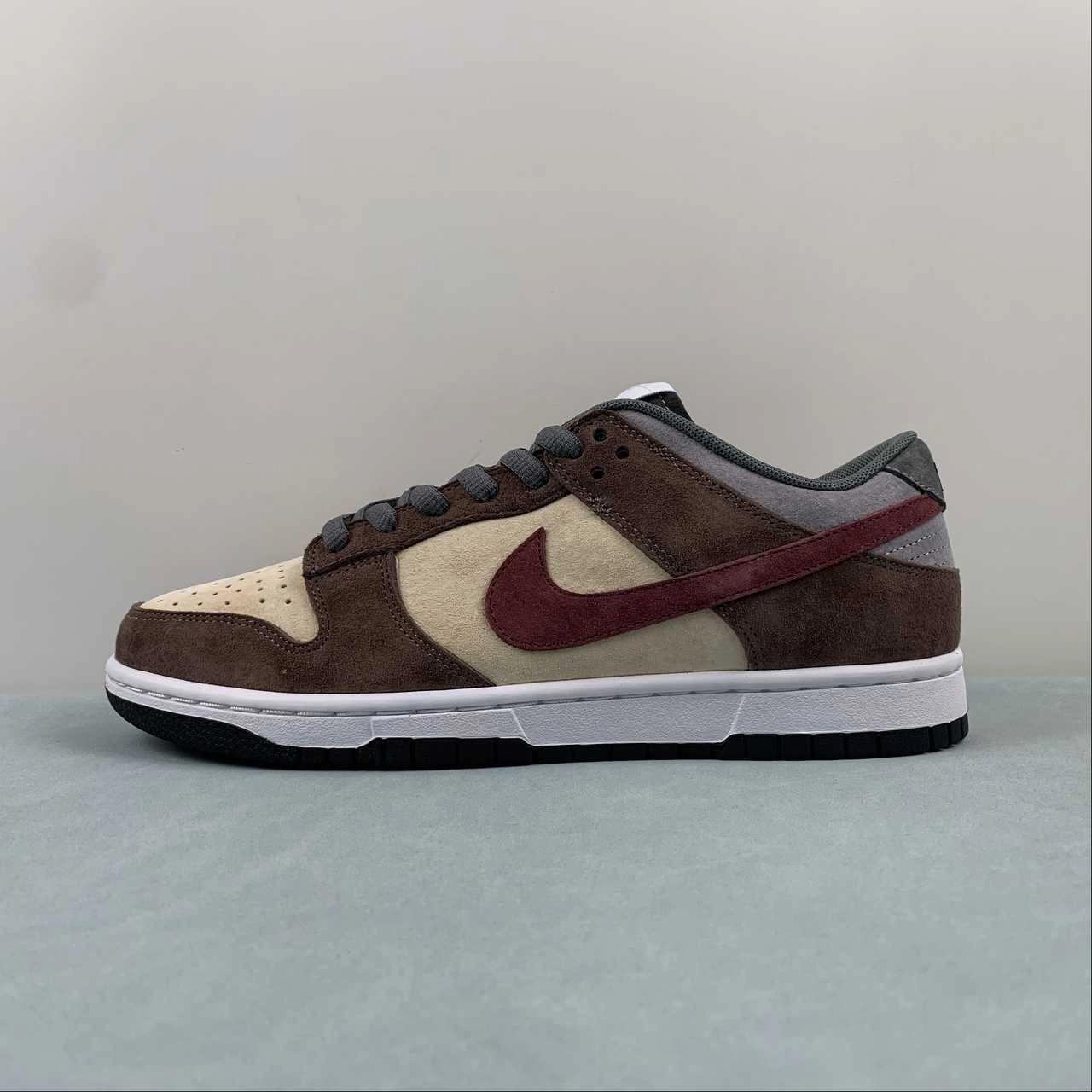 Padded Tongue Construction Anti   Fatigue Otomo Katsuhiro x SB Dunk Low Steamboy OST Dark Grey Brown Red CV1026-053