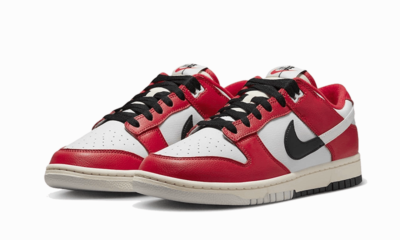 Nike Dunk Low Chicago Split Trend-setting