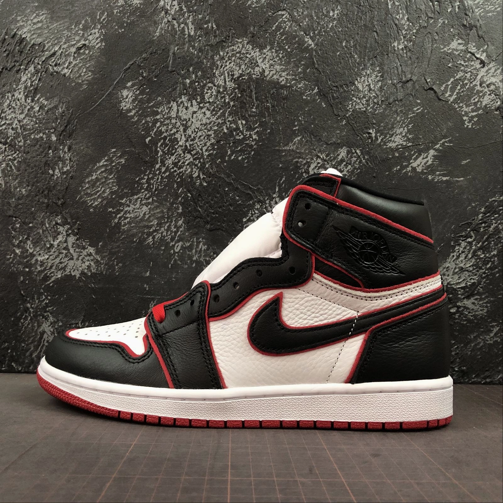 Air Jordan 1 Retro High OG White Red-Black 555088-062 Flex Forged Sole Design Work Day
