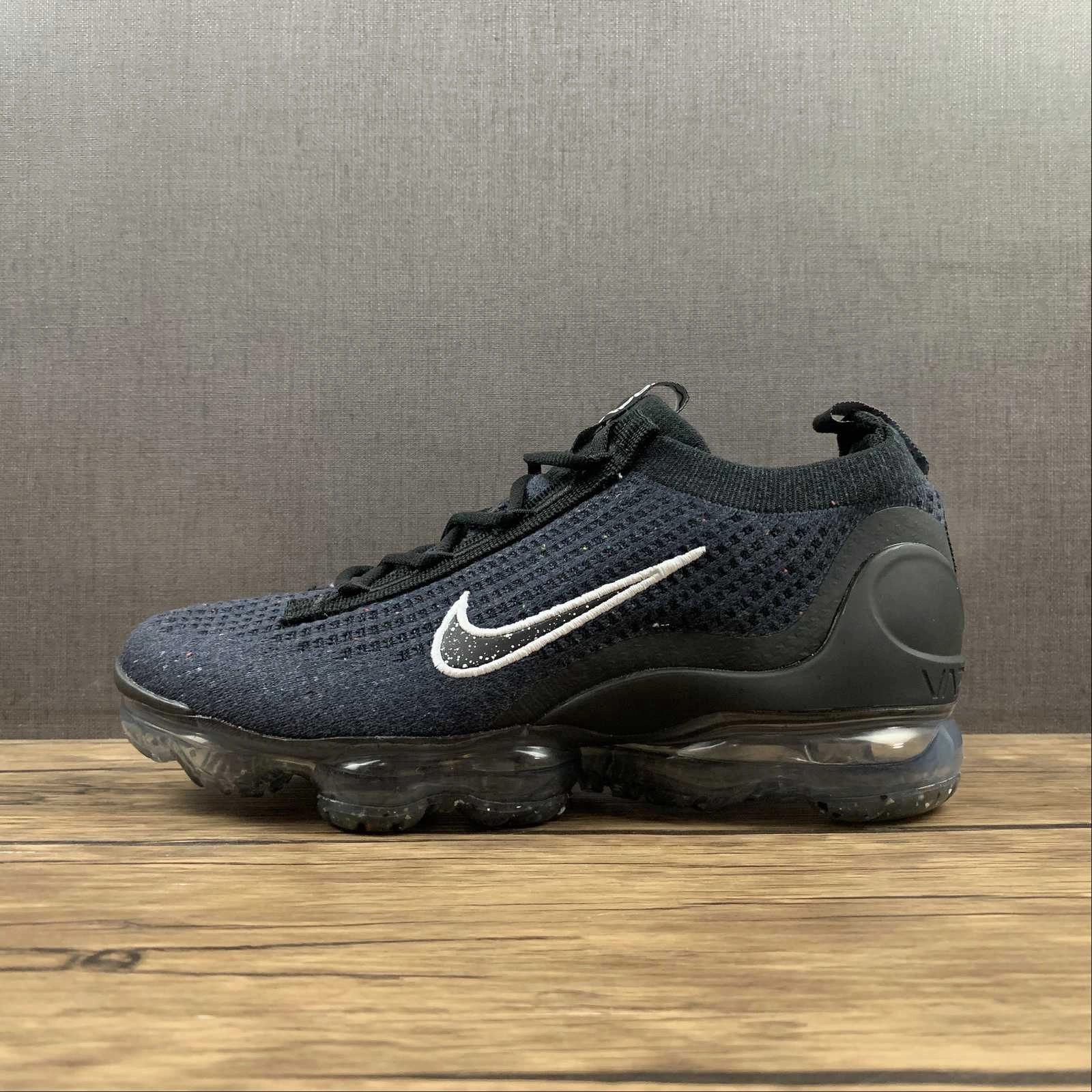 Air VaporMax 2021 FK Black White DC4112-002 Low Use Transit Fit