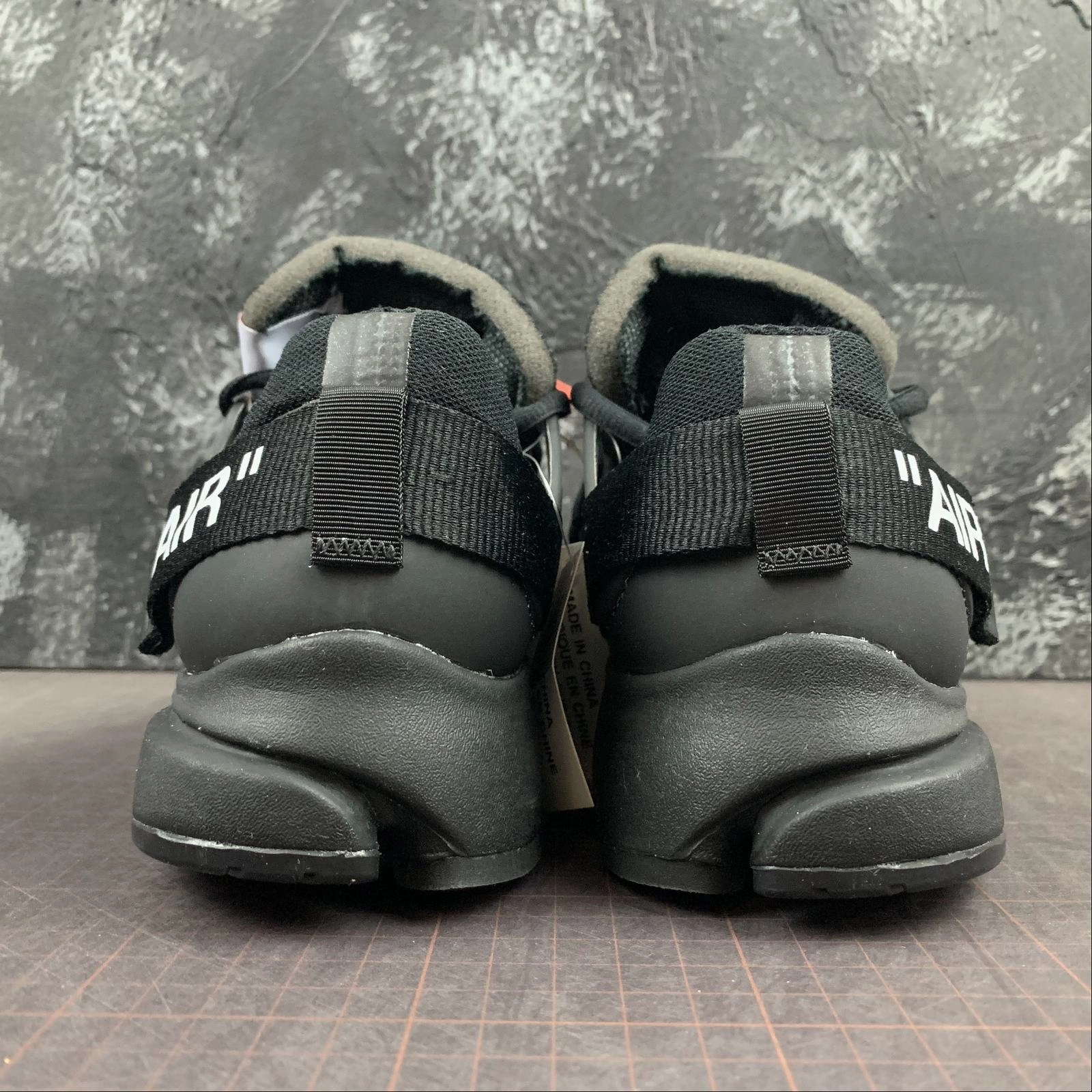 outdoor adventurer running for a way to stay independent Air Presto x Off-White Black White-Cone AA3830-002