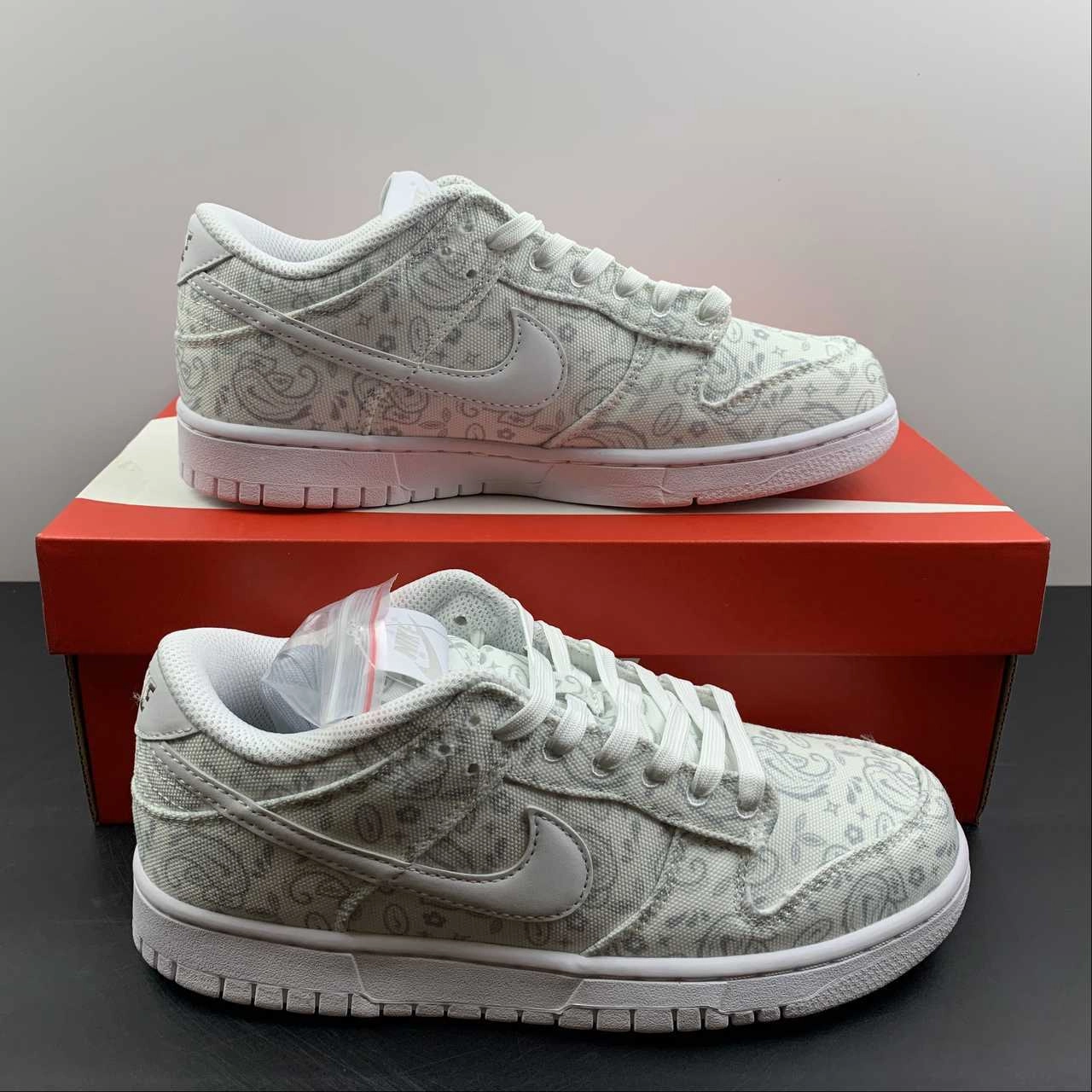 SB Dunk Low White Paisley Grey Fog DJ9955-100 flex design