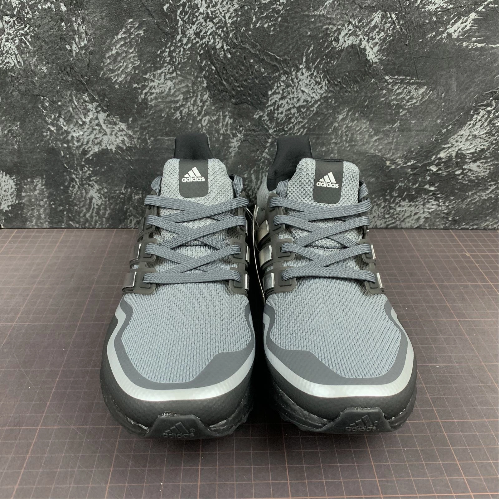 Wicking Inner Sleeve TPE Compression Foam Adidas UltraBoost 2.0 Grey Silver