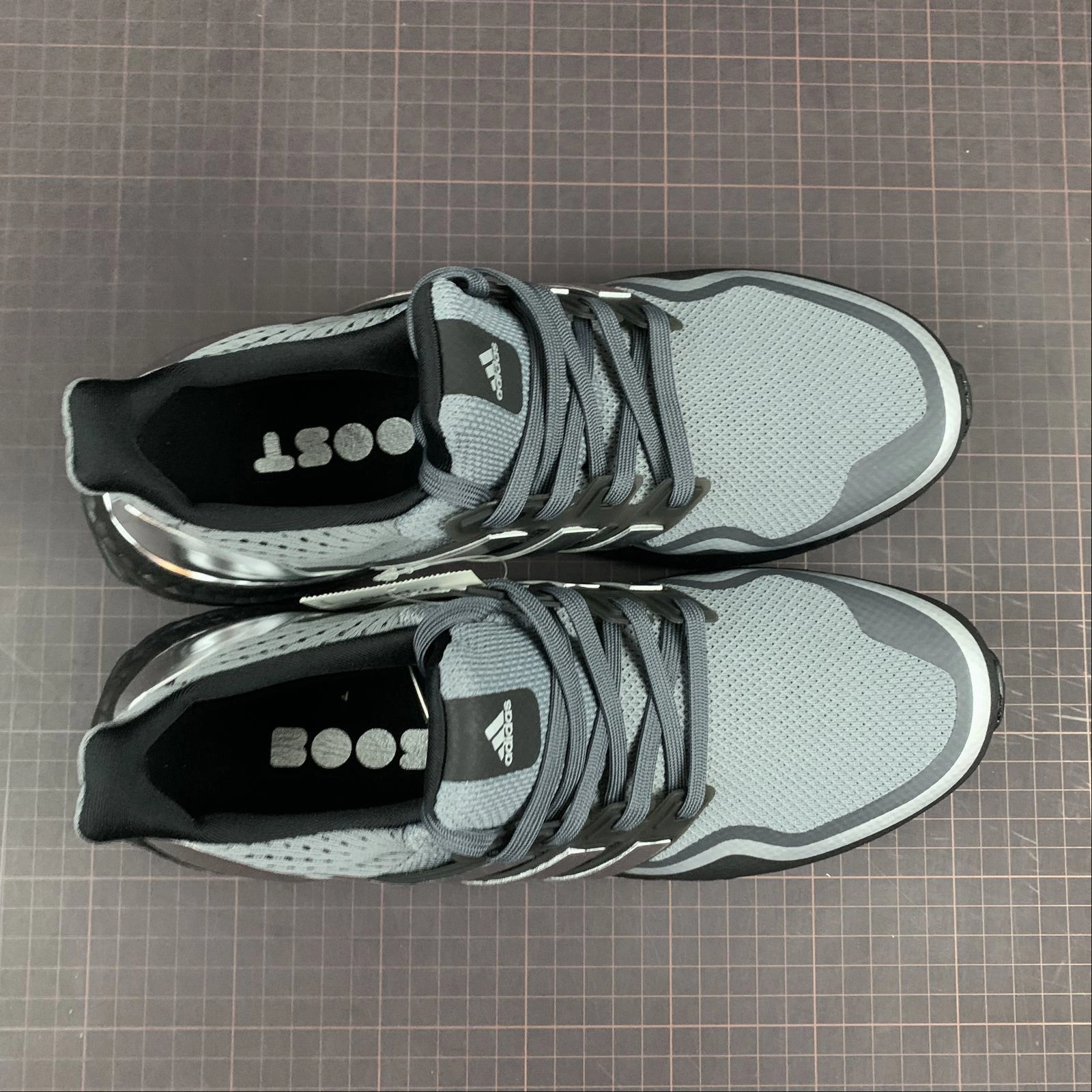 Adidas UltraBoost 2.0 Grey Silver All-around traction