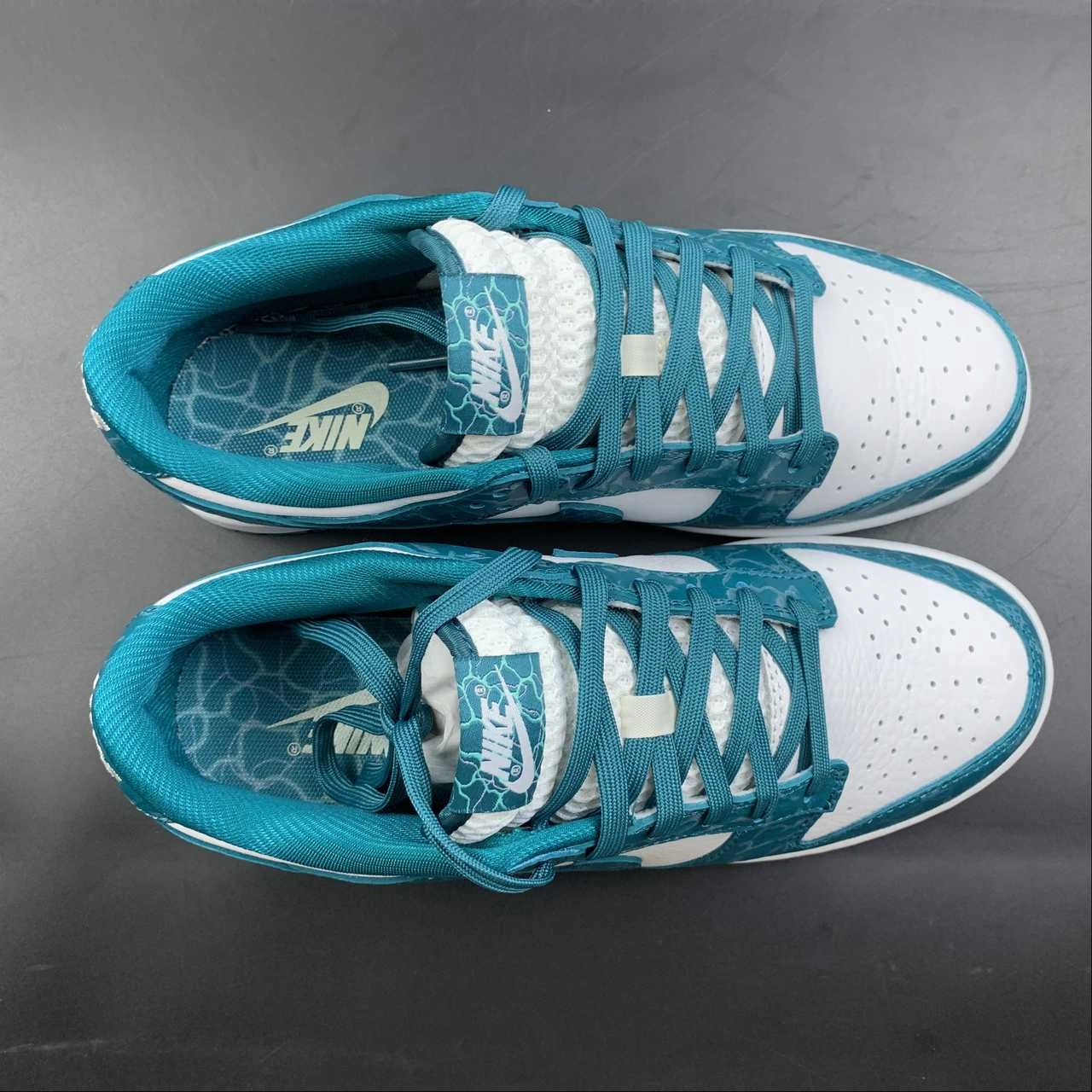 Daily Use Luxe Comfort SB Dunk Low Ocean Summit White Bright Spruce DV3029-100