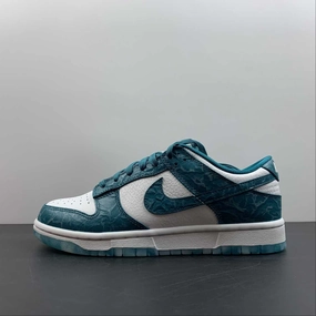 High Fashion SB Dunk Low Ocean Summit White Bright Spruce DV3029-100