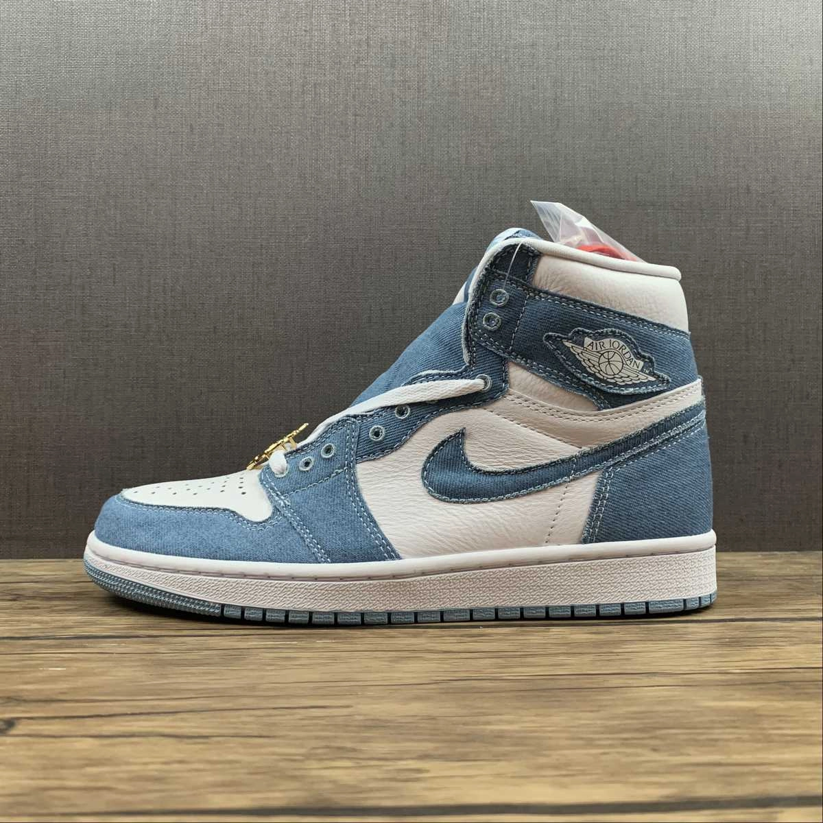 Air Jordan 1 Retro High OG Denim White (2021) DM9036-104 Stretch Woven Collar