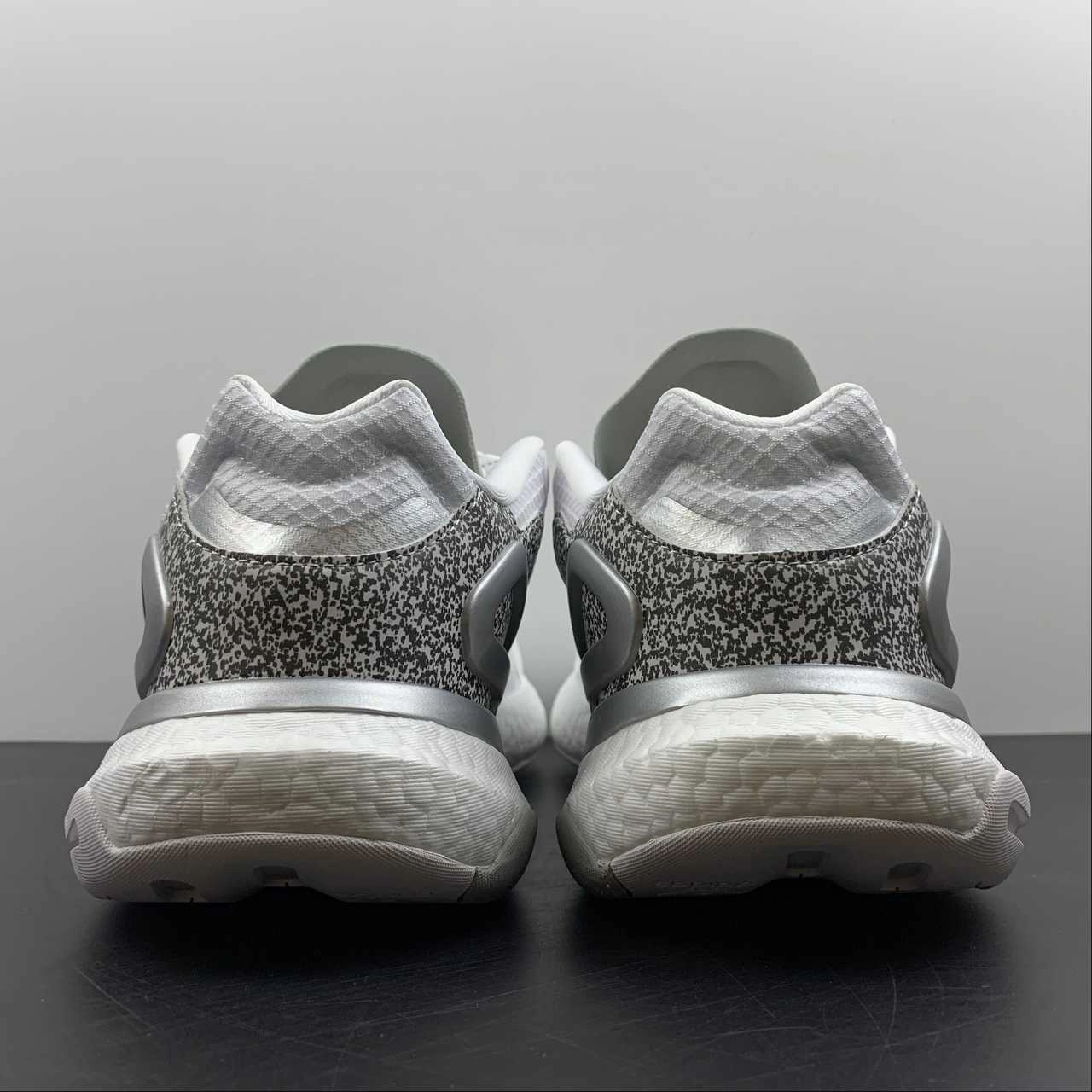 Dry running comfort Adidas Day Jogger Boost White Silver White FX6163