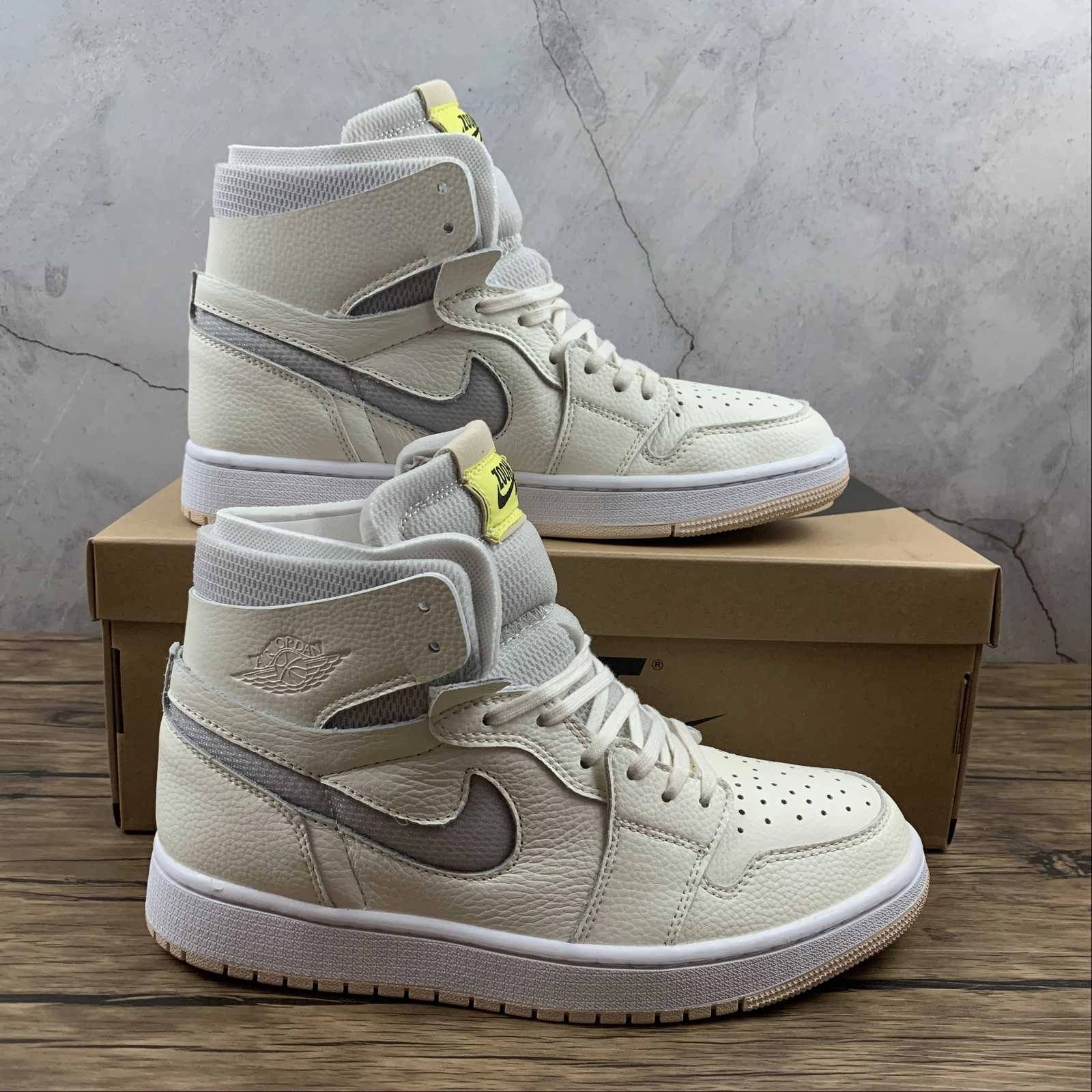 Hygienic Footbed Coating Trend-setting wear Air Jordan 1 High Zoom Comfort Pearl White Light Voltage Yellow CT0979-107