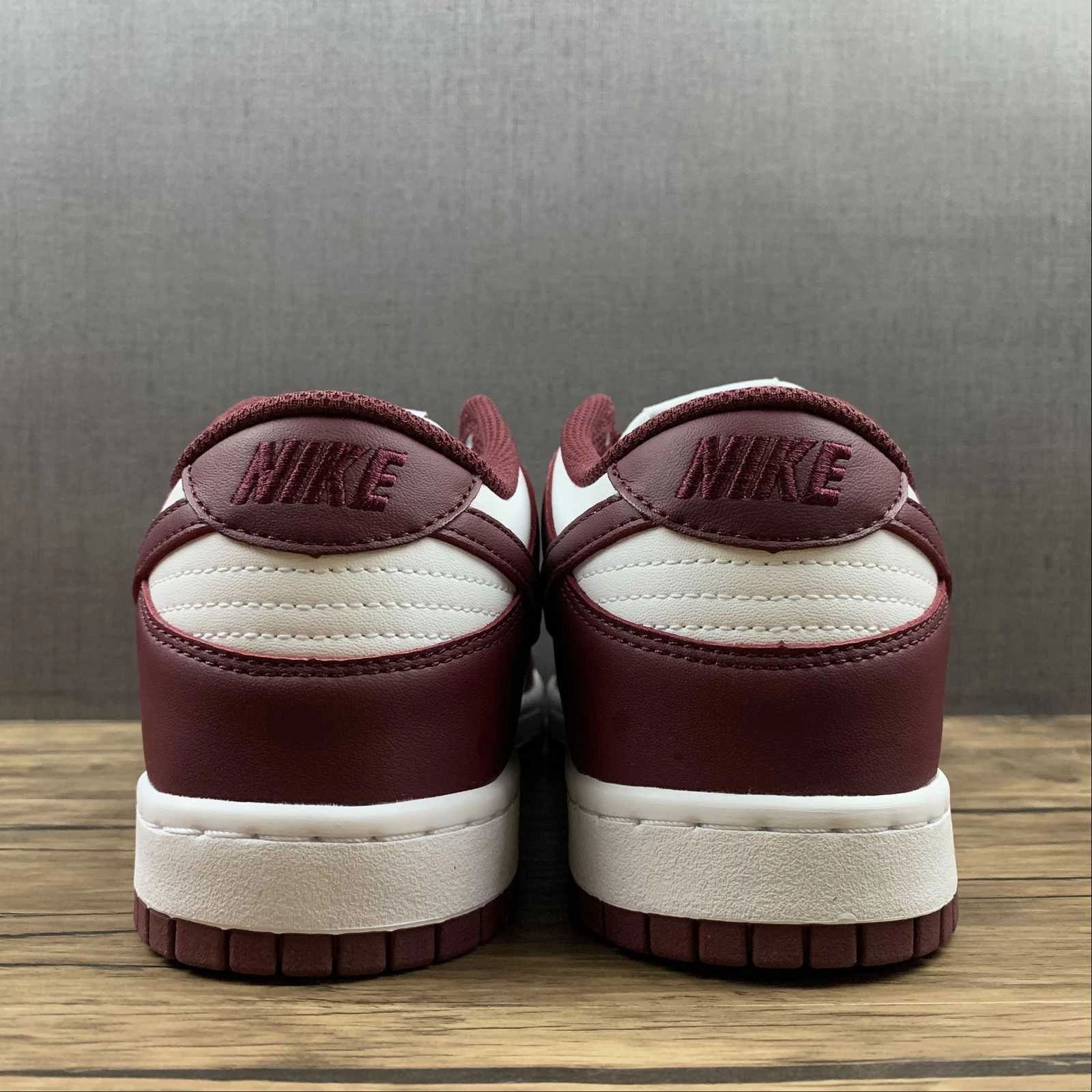 Energy   Returning SB Dunk Low Bordeaux Team Red White DD1503-108