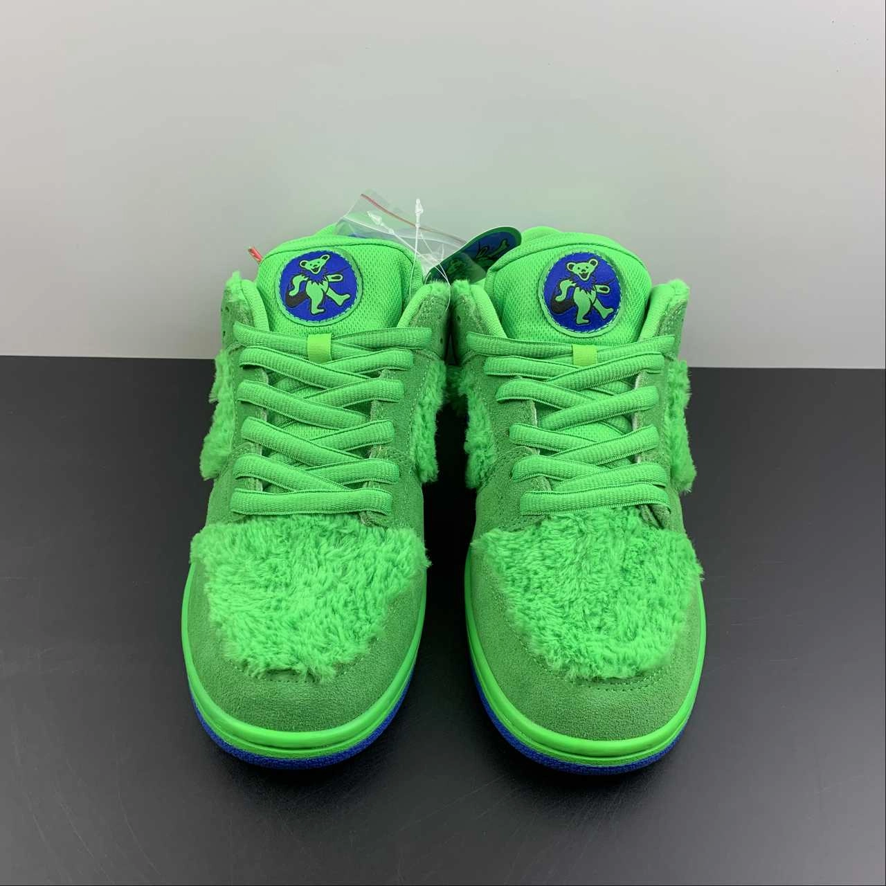 Secure fit Exclusive Look SB Dunk Low PRO QS Green Spark Soar