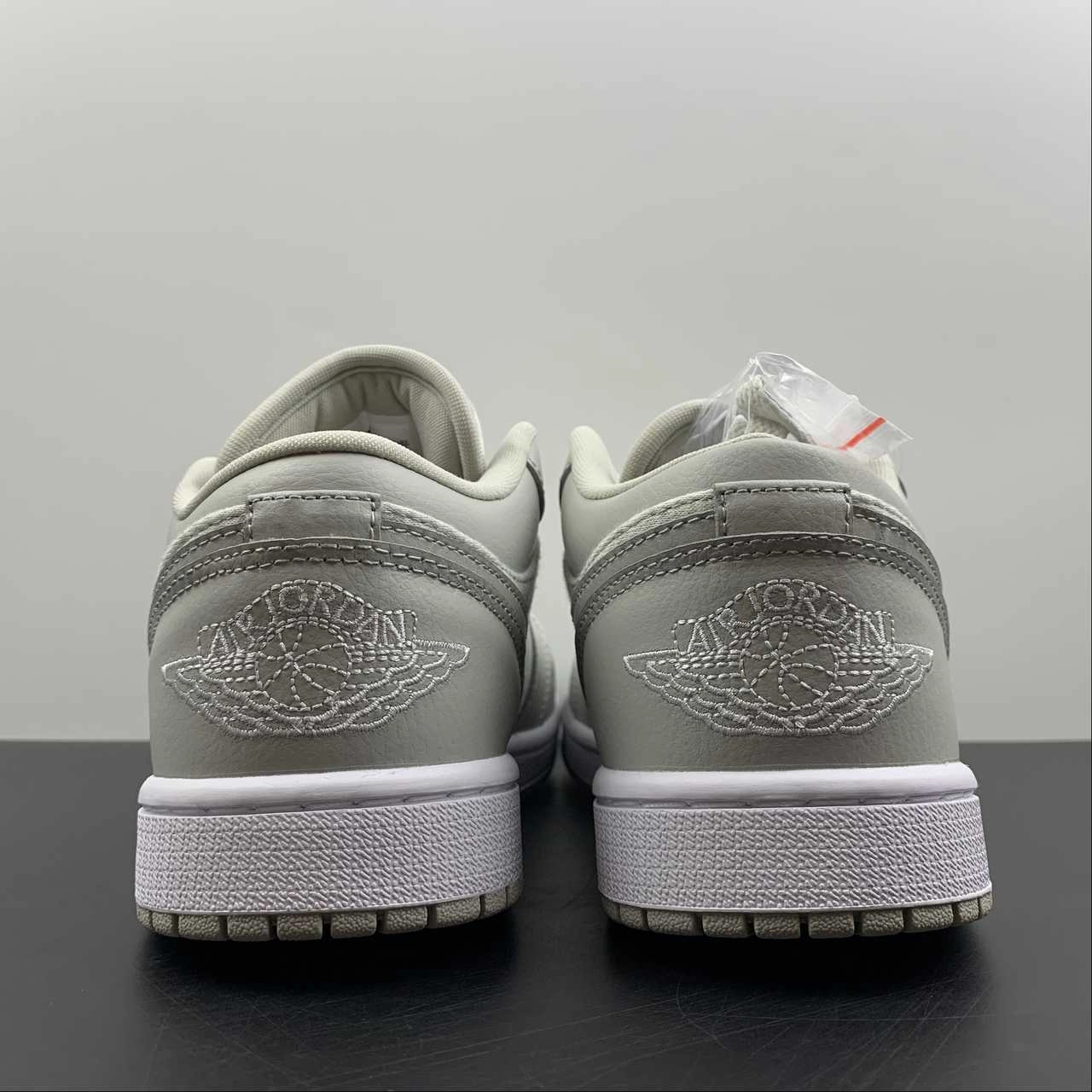 Durable Tread Pattern Air Jordan 1 Low SE Lt Iron Ore White Atmosphere DQ6076-001