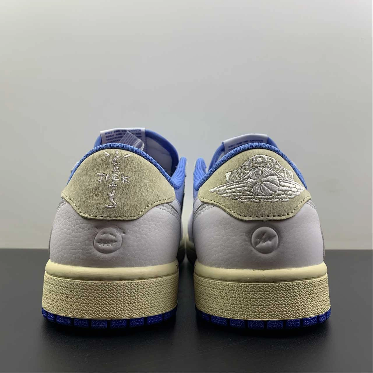 All-Day Cushioning Travis Scott x Air Jordan 1 Low OG North Carolina Blue DM7866-134