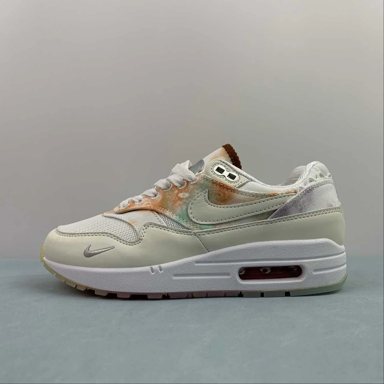 instep - strap shoes trail runner shoes Air Max 1 Metal Charms Phantom Bright Mandarin FJ7734-101