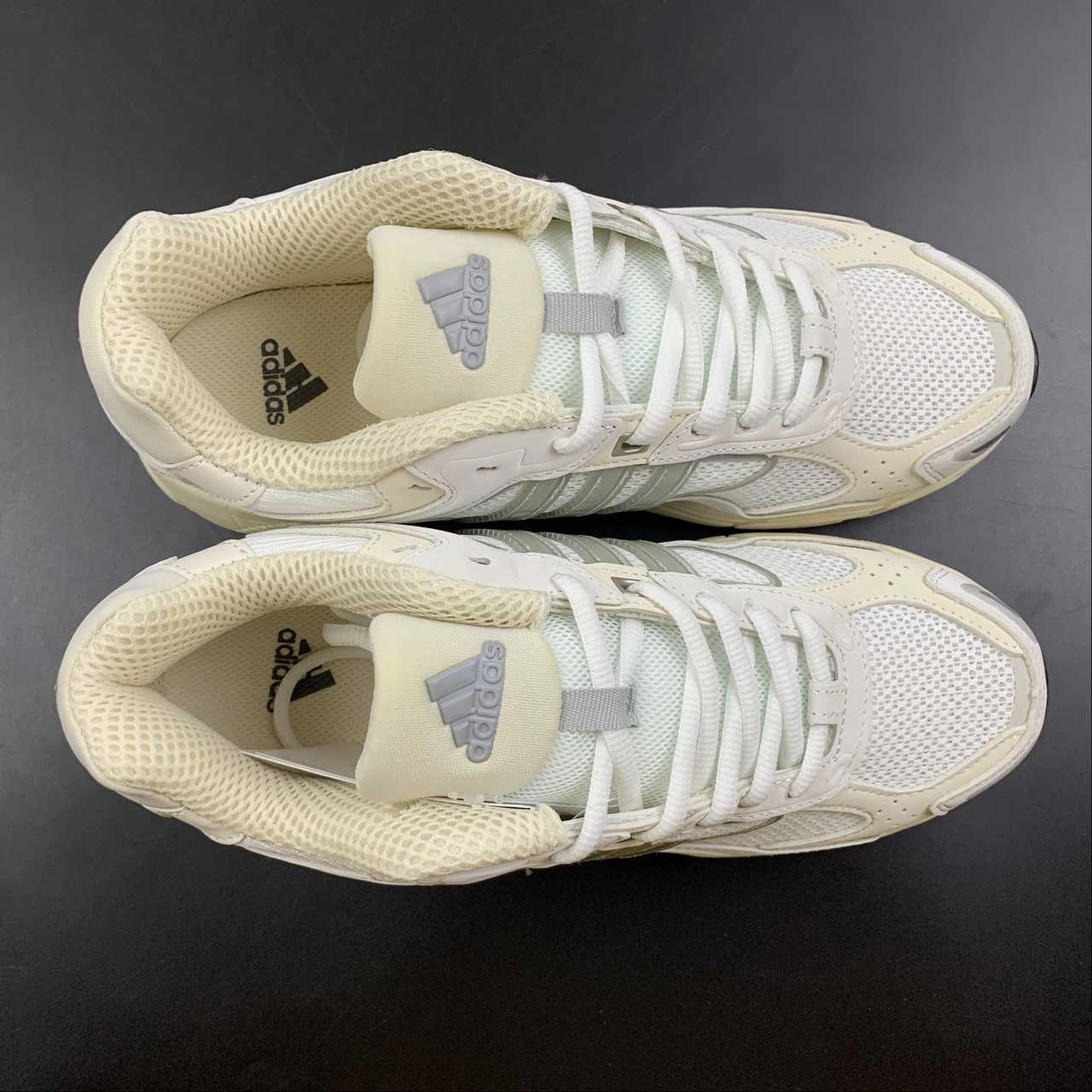 Adidas Response CL Cream White racquetball shoes