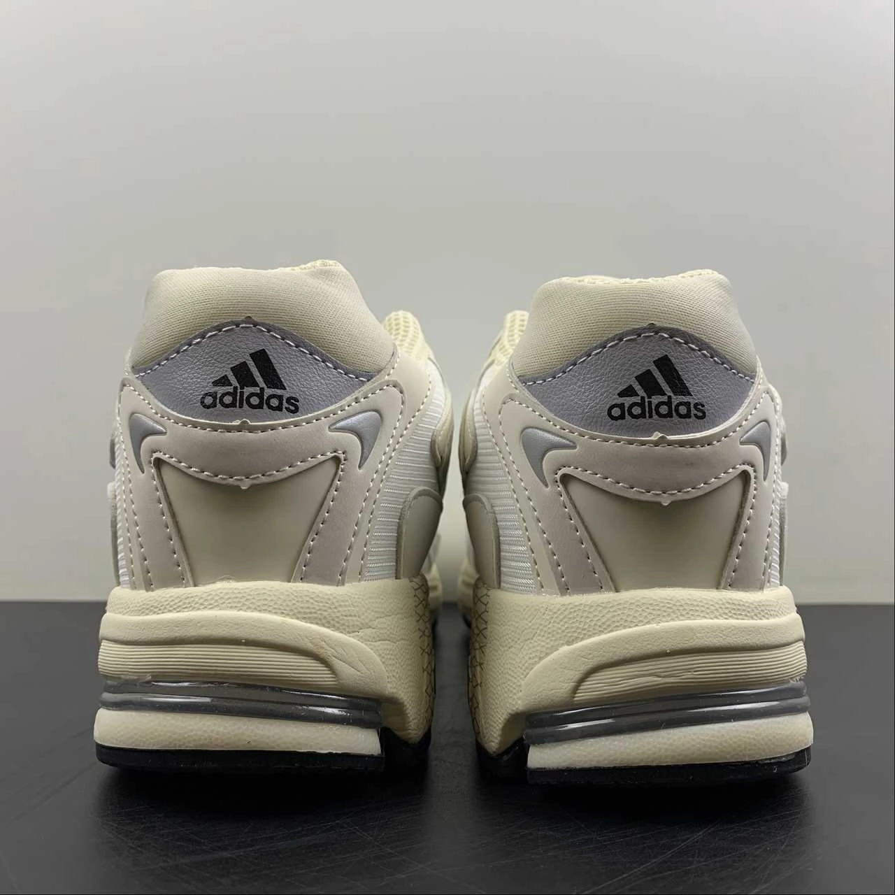 Adidas Response CL Cream White Lunarlon Running - specific