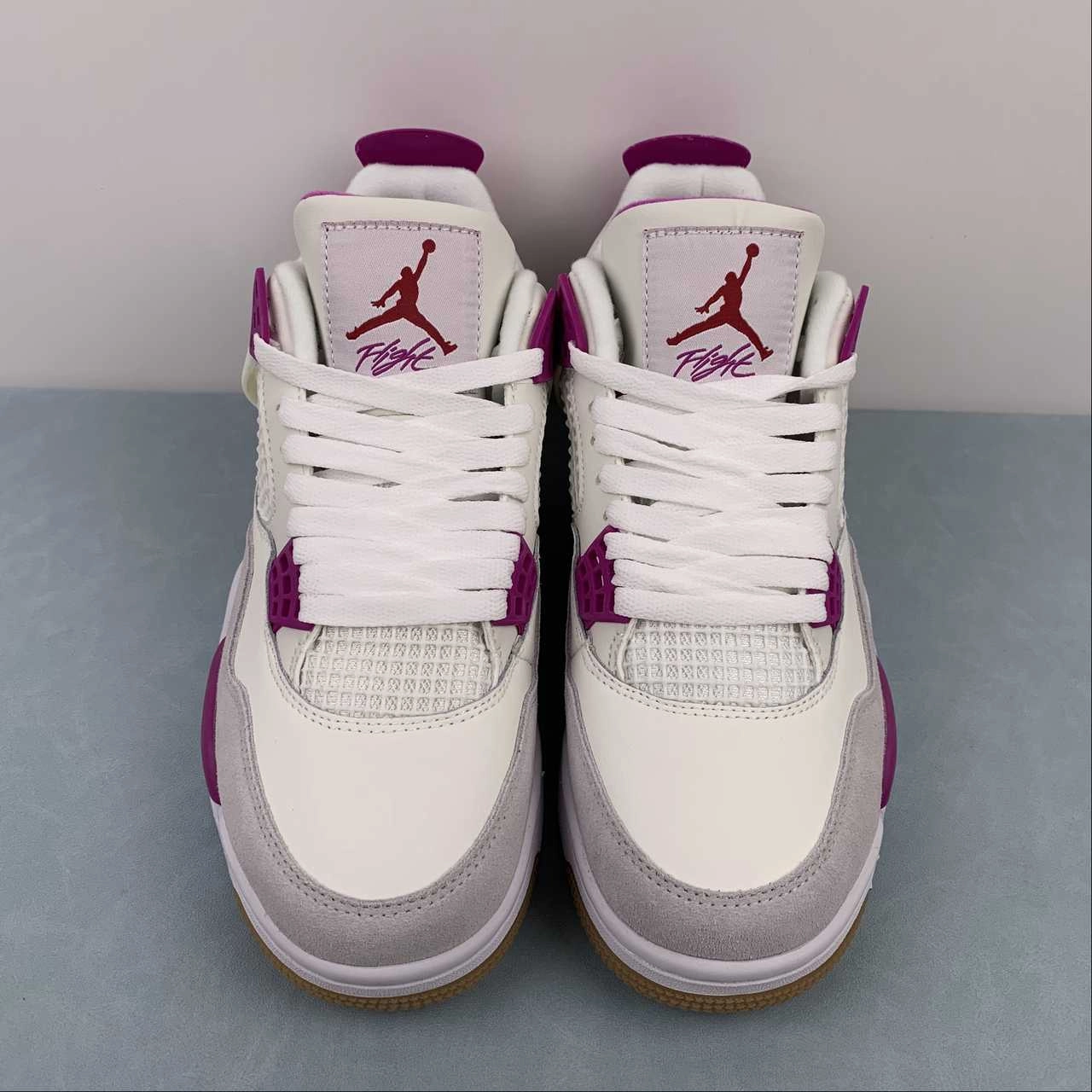 SB x Air Jordan 4 Retro Sapphire White Purple Grey DR5415-105 Low noise Dynamic Design