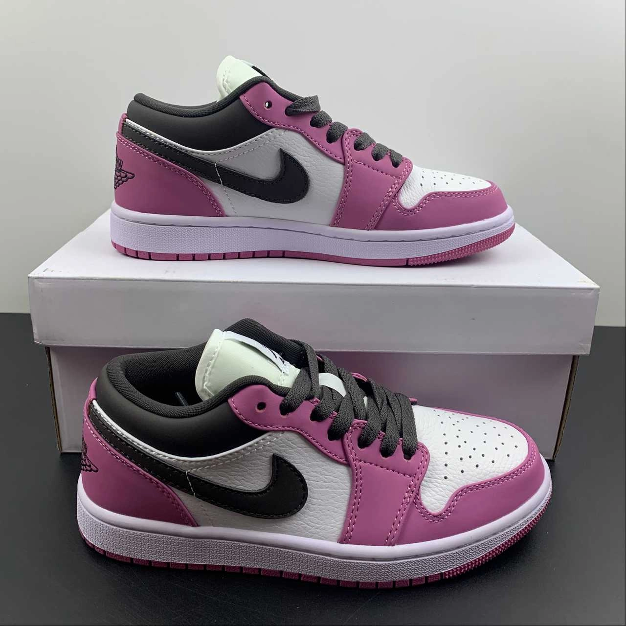 Air Jordan 1 Low Berry Powder DC1767-160 Wear Flex