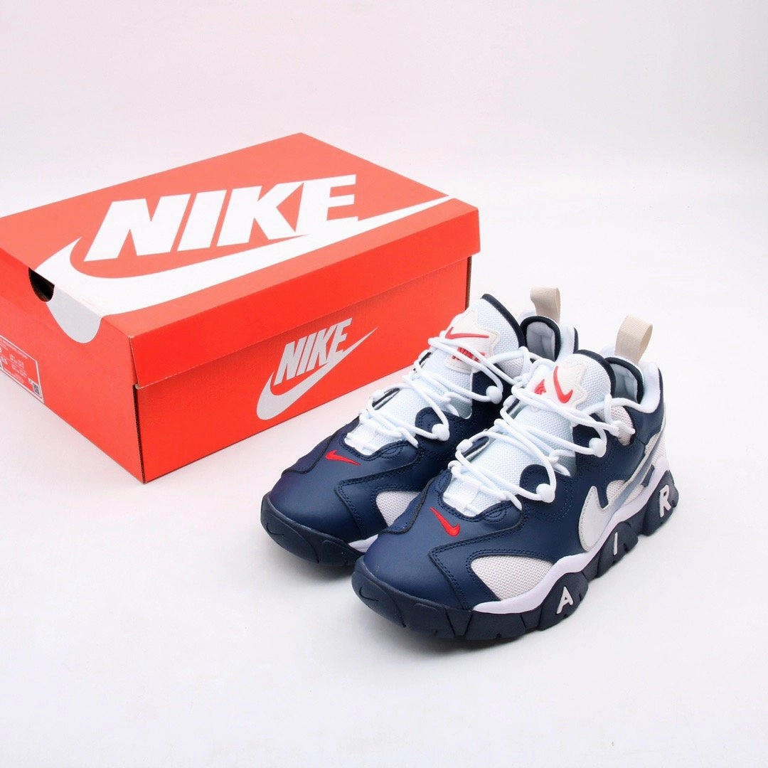 Sock - like feel Cross Routine Air Barrage Low White Blue CD7510-100