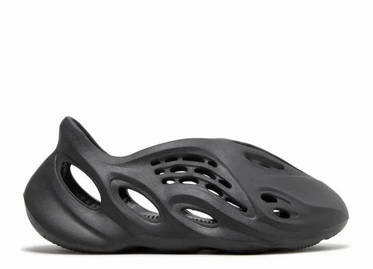 Creek Walk Yeezy Foam RNNR Onyx
