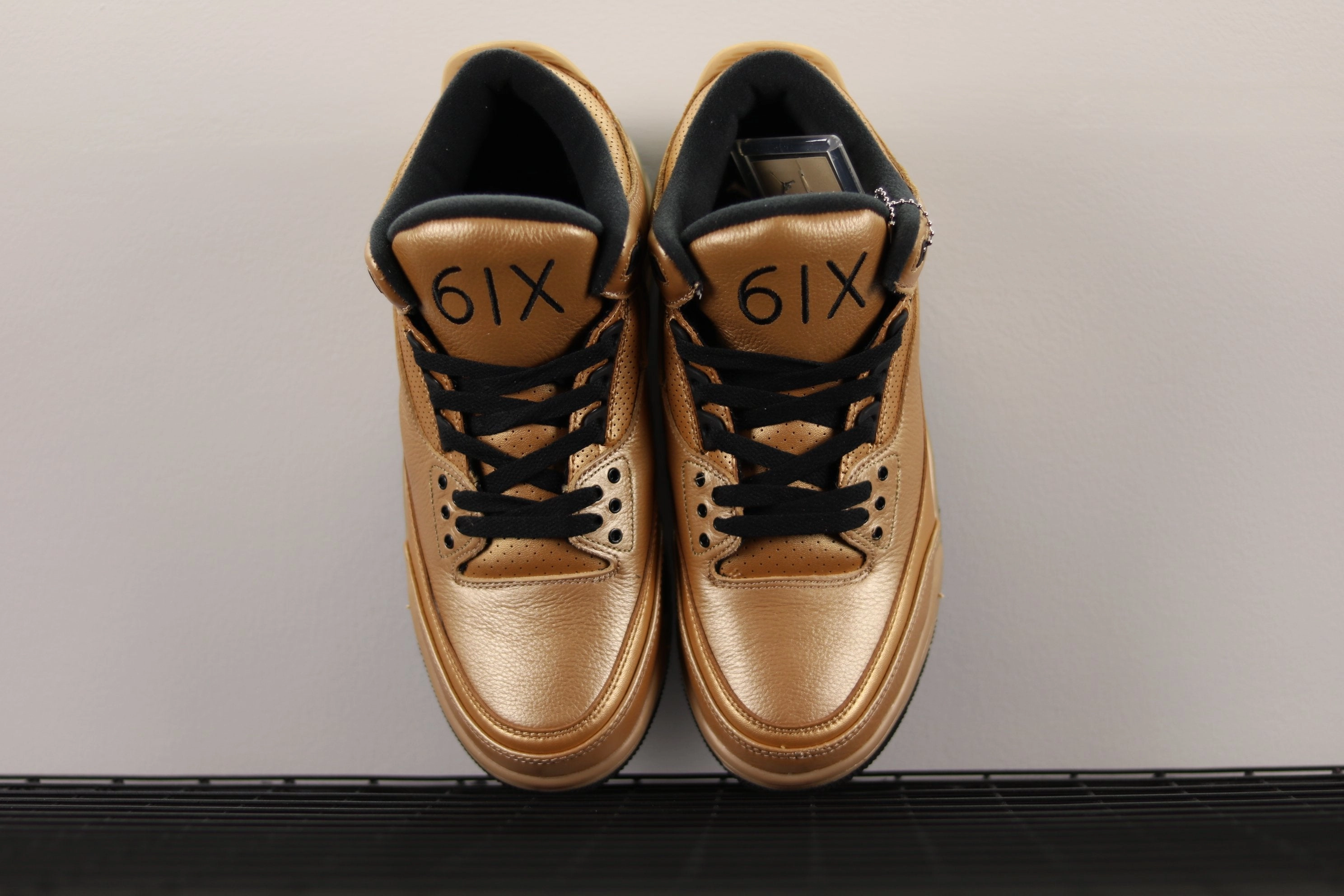 Run Errands Foot alignment Air Jordan 3 Retro Drake 6IX Black Gold DK6883-097