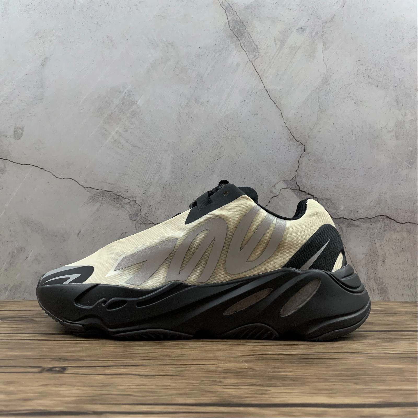 Adidas Yeezy Boost 700 MNVN Beige Black FY3729 Forest running need