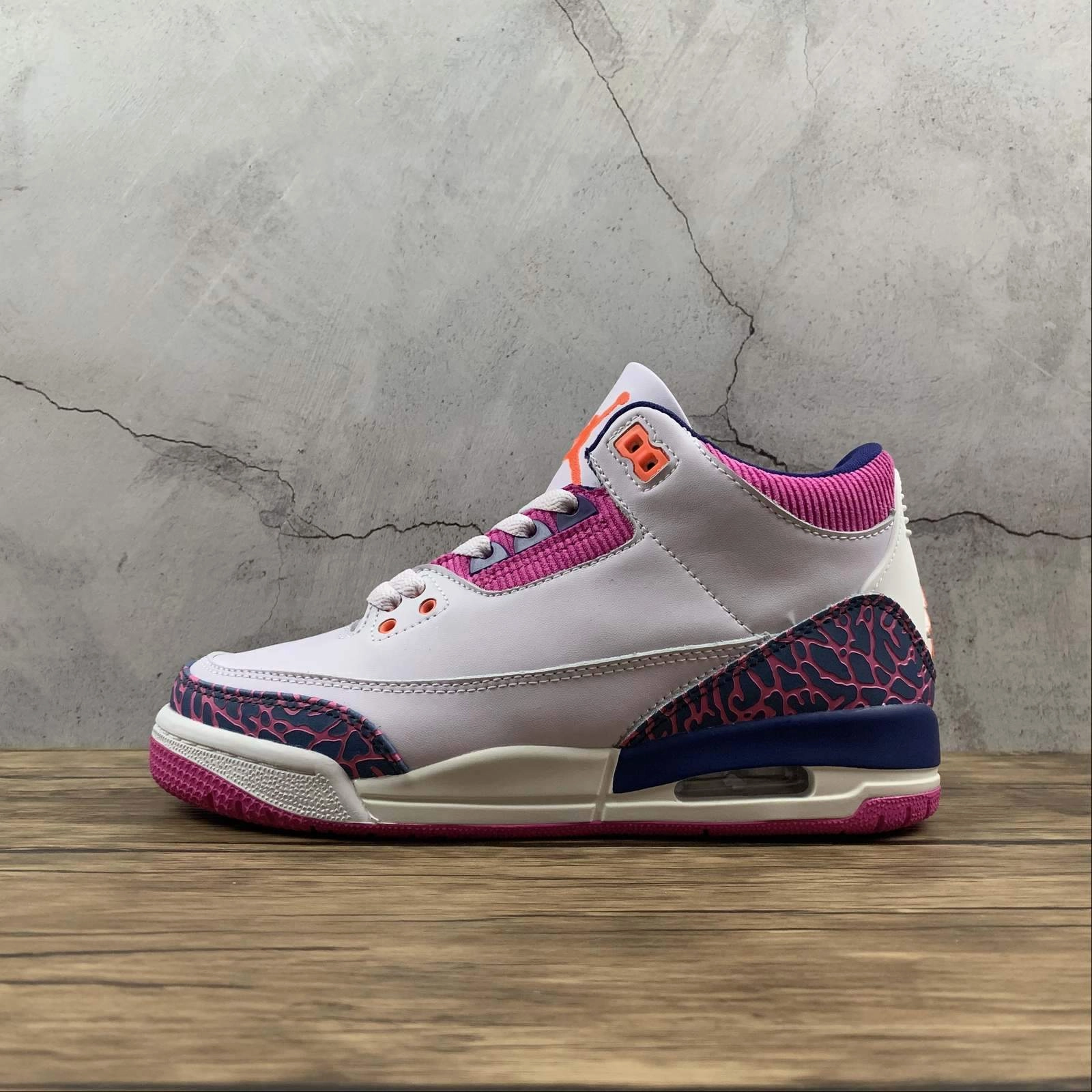 Air Jordan 3 Retro (GS) Barely Grape Hyper Crimson 441140-500 Practical Style Wear resistant