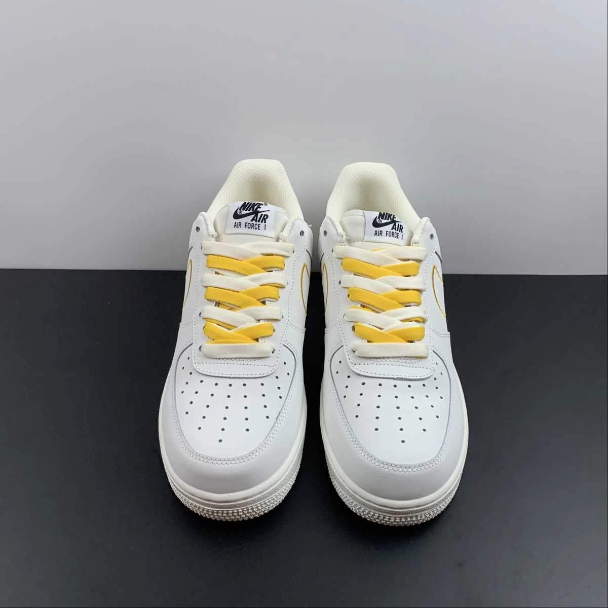 Air Force 1 07 Low Rice White Yellow CL6326-168 Current Hike Gym Use